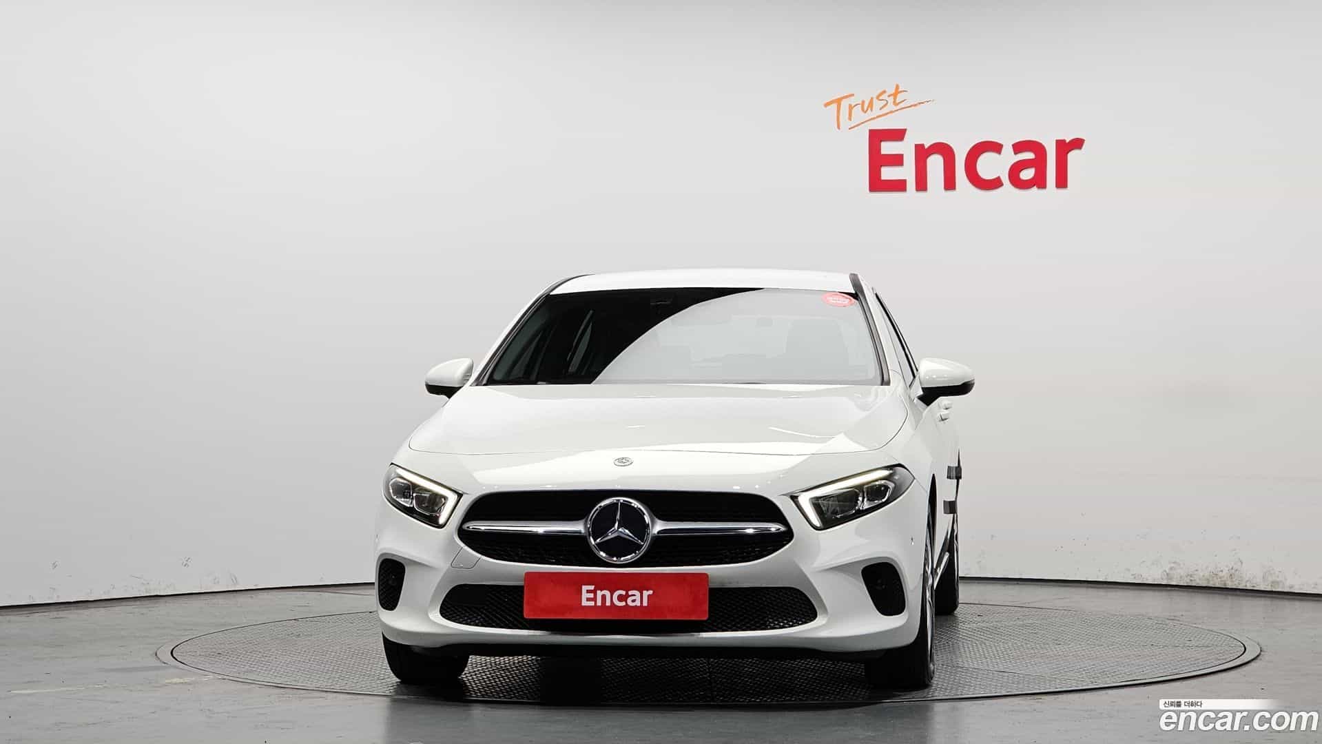 A-Class Mercedes-Benz 2019.9-OUTER-003