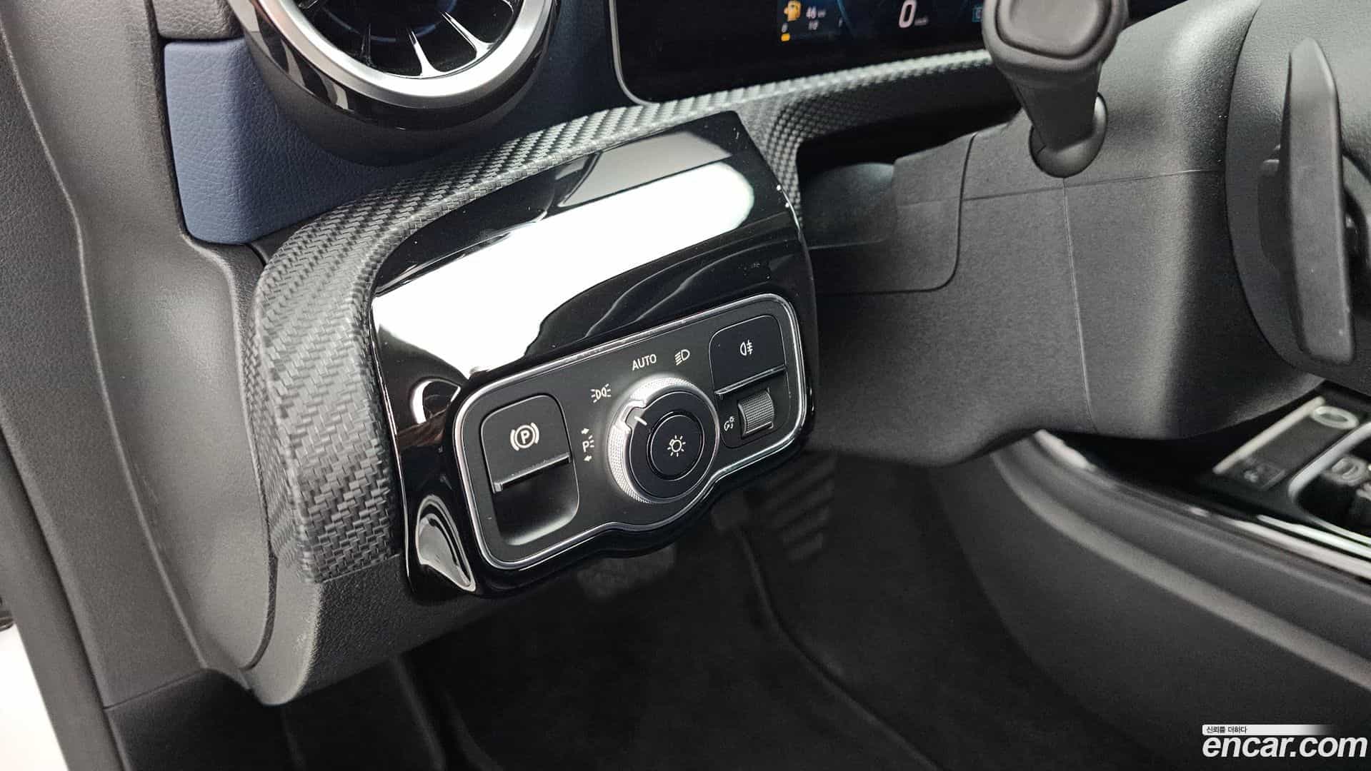 A-Class Mercedes-Benz 2019.9-OPTION-022
