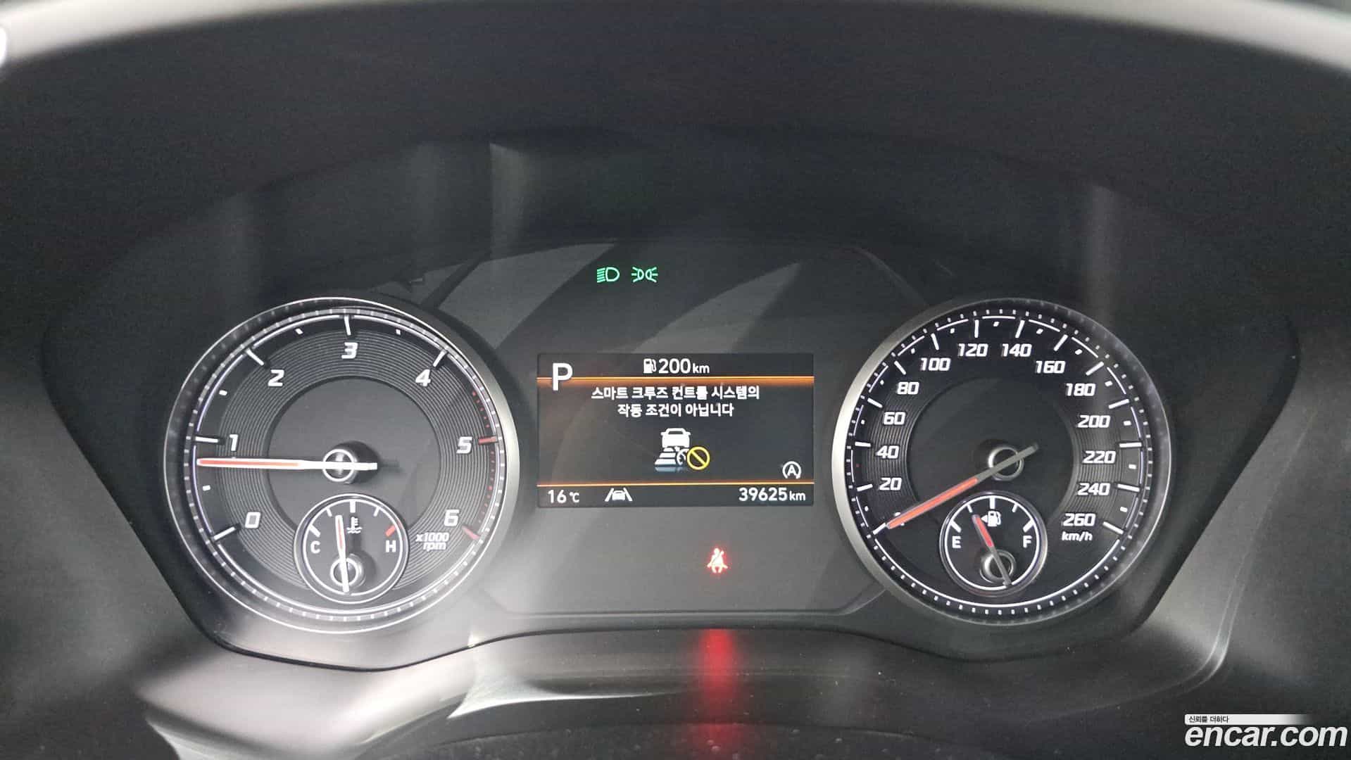 Santafe Hyundai 2020.11-INNER-008