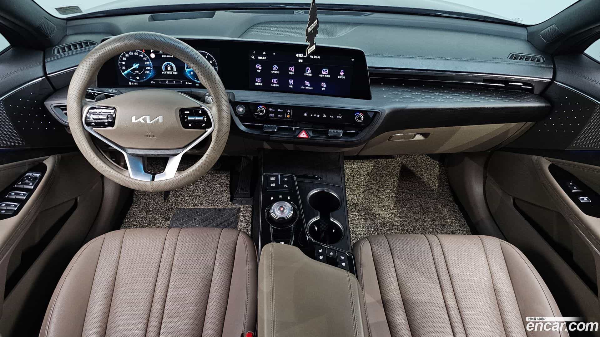 K8 Kia 2023.0-INNER-007