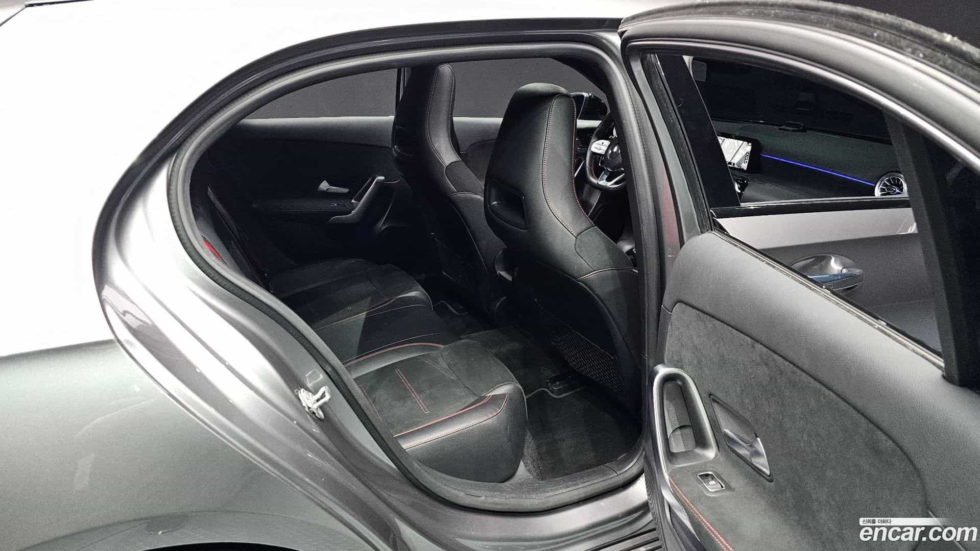A-Class Mercedes-Benz 2021.5-OPTION-015