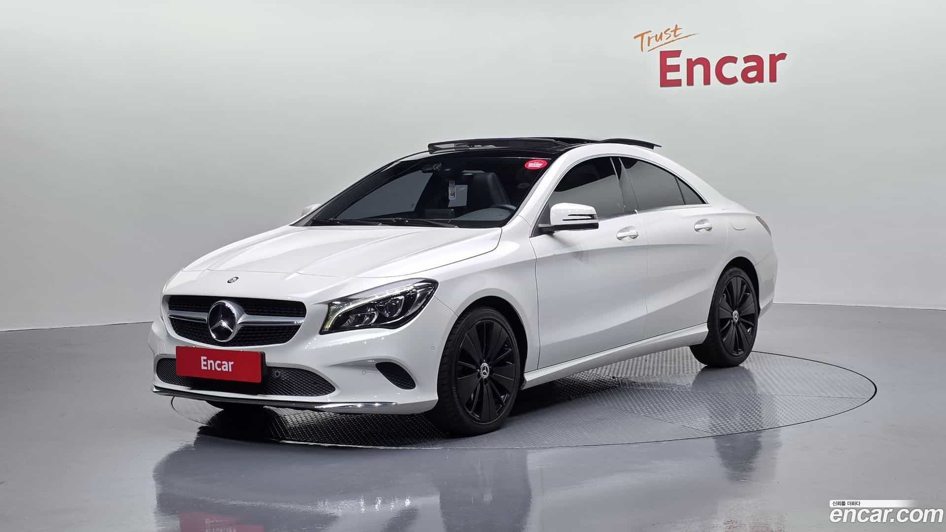 CLA-Class Mercedes-Benz 2017.3-OUTER-001
