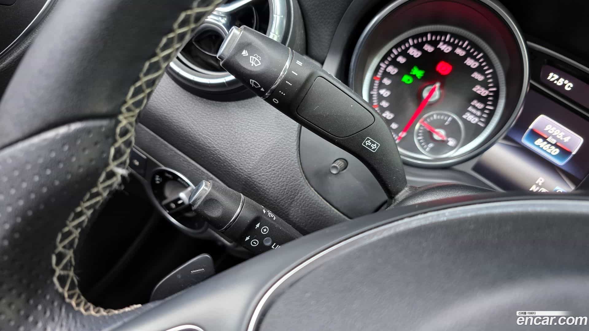 CLA-Class Mercedes-Benz 2017.3-OPTION-021