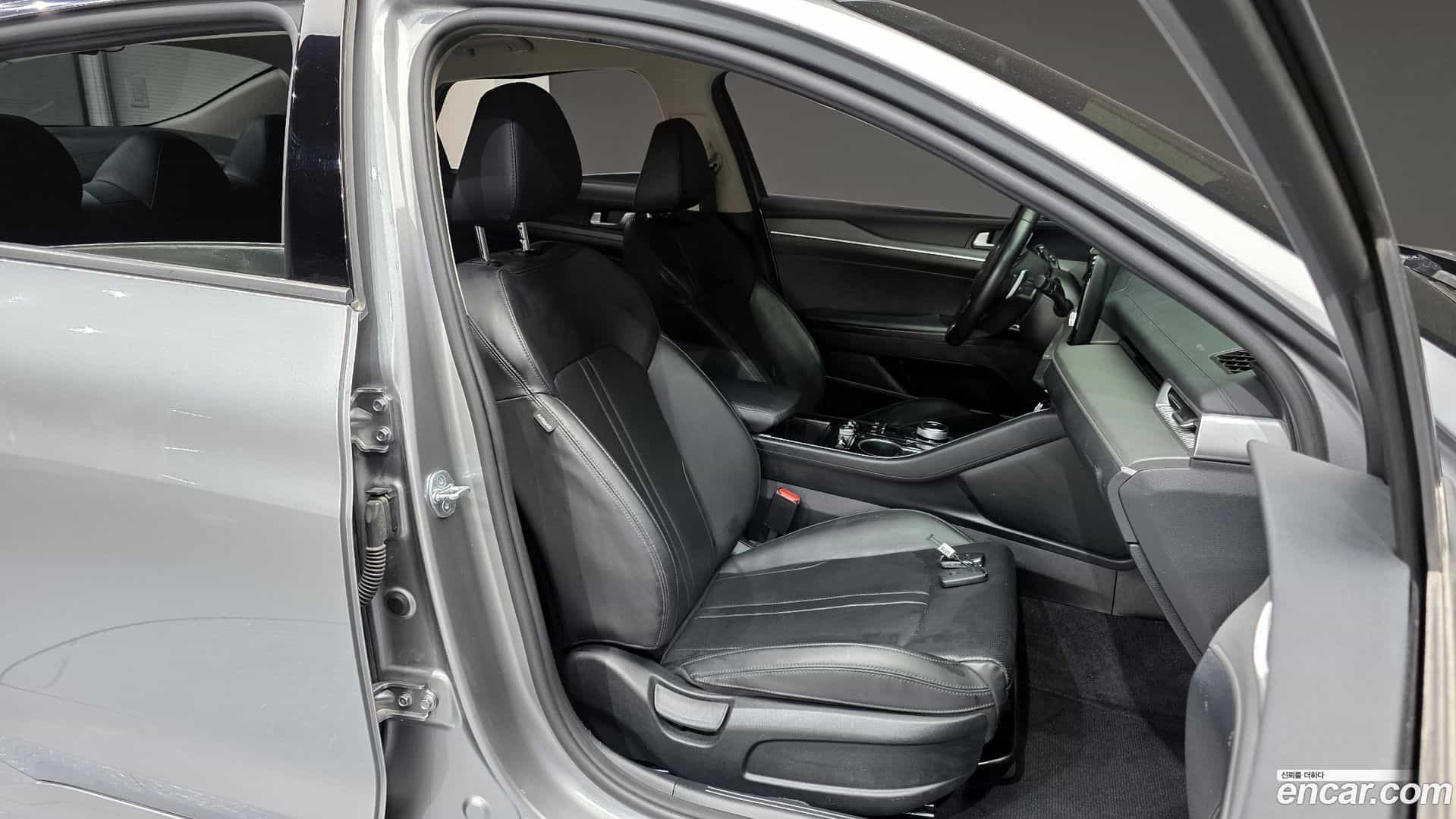 K5 Kia 2023.0-OPTION-016