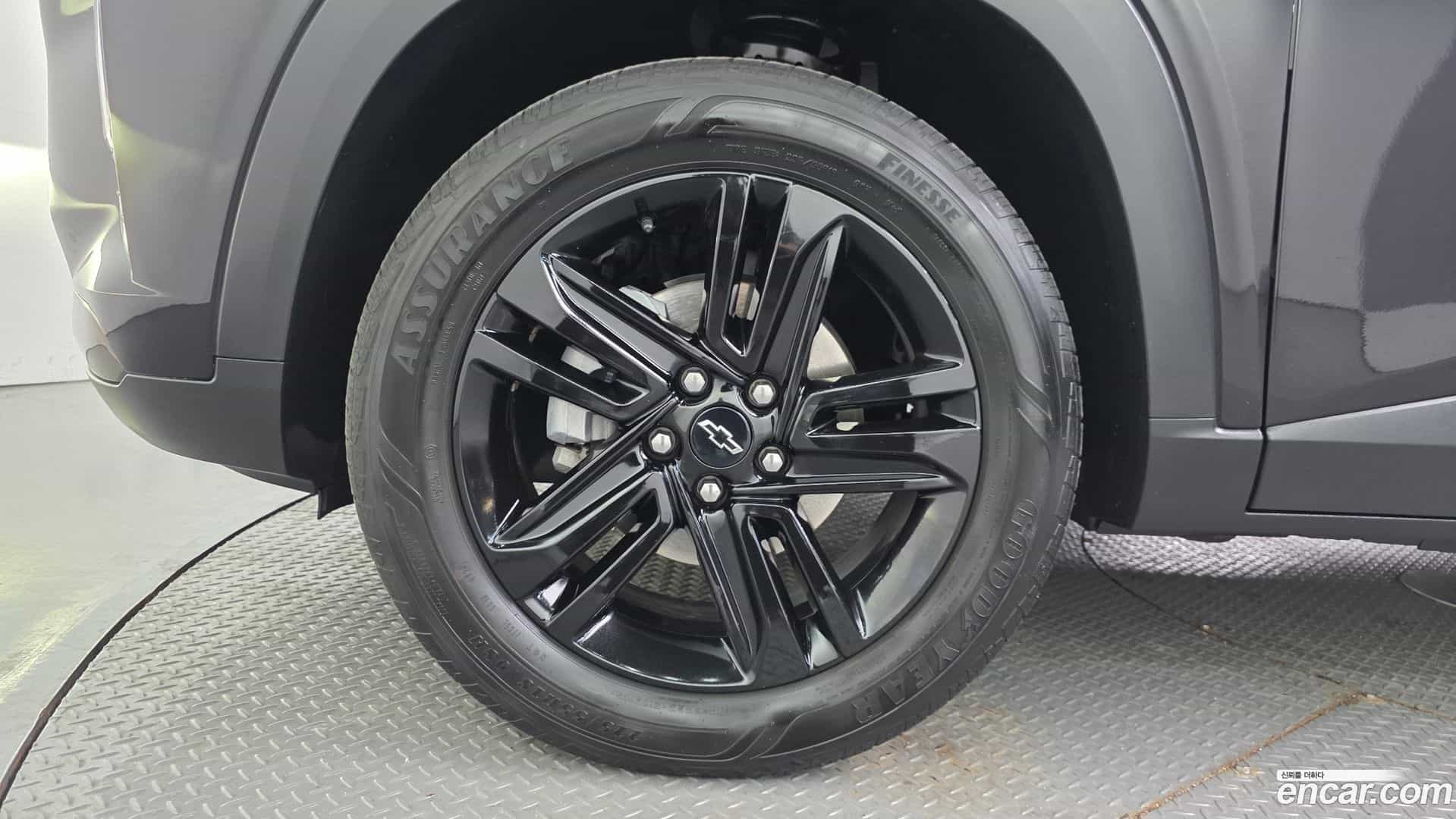 Trax Chevrolet 2024.3-OUTER-005