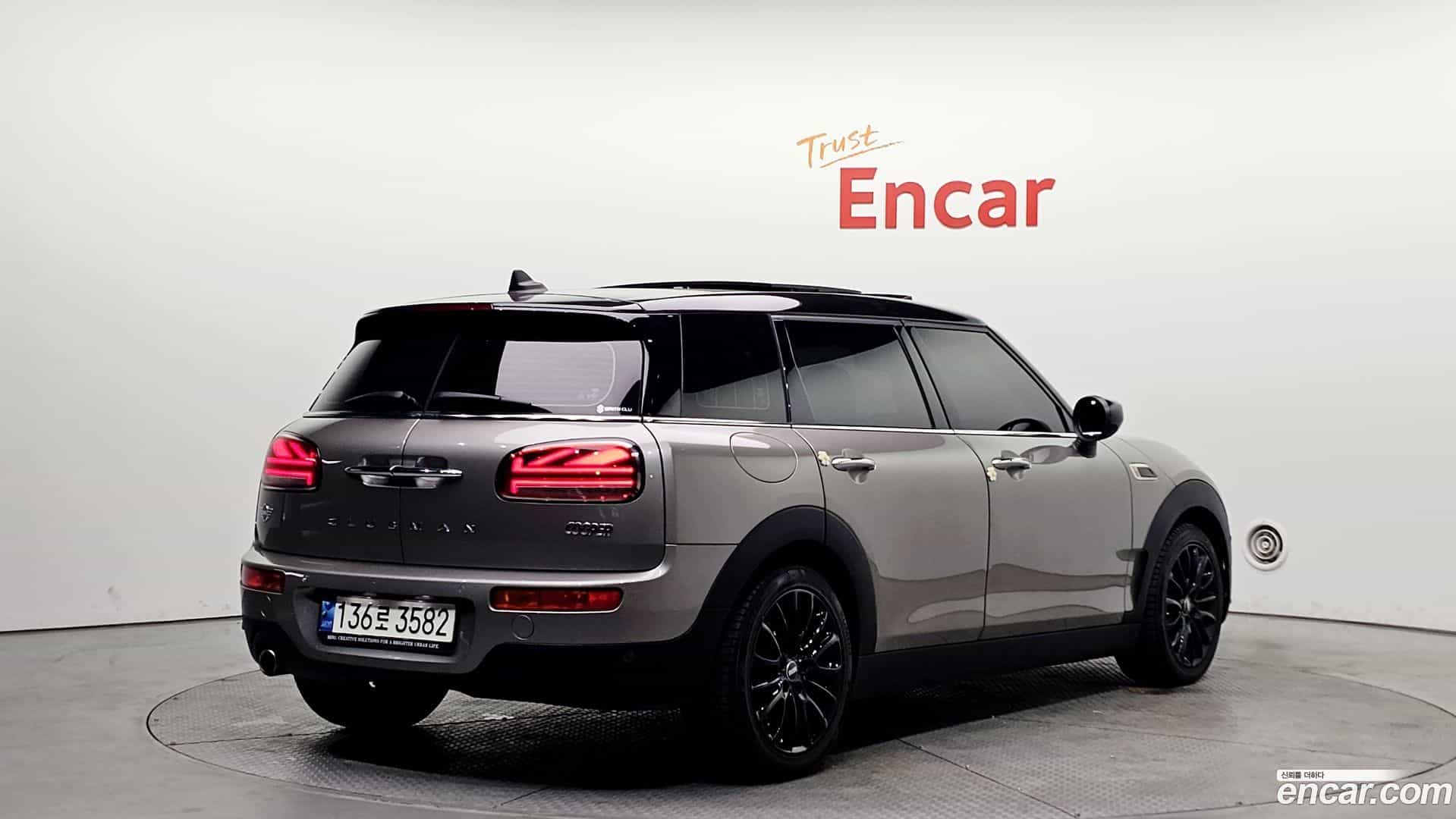 Clubman Mini 2020.10-OUTER-002