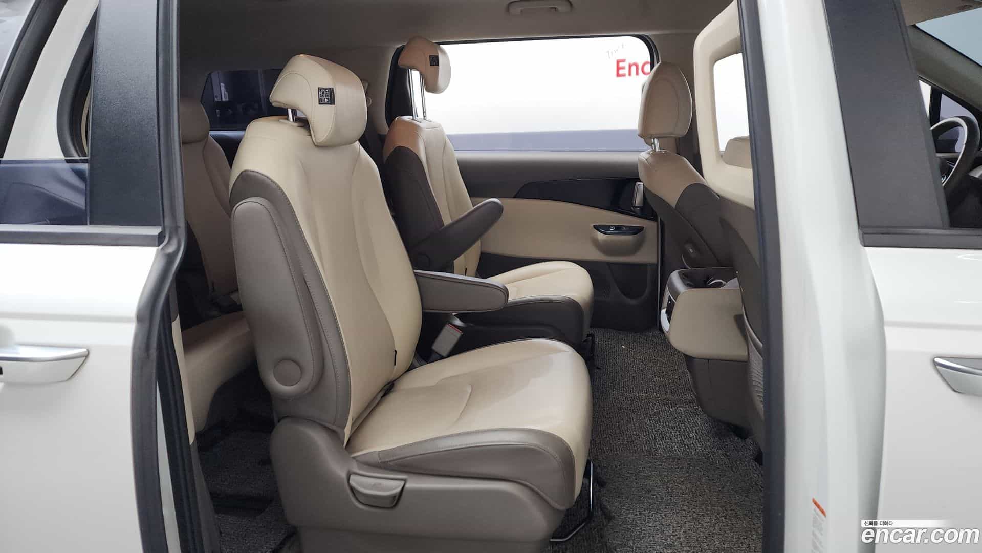 Canival Kia 2021.5-OPTION-016