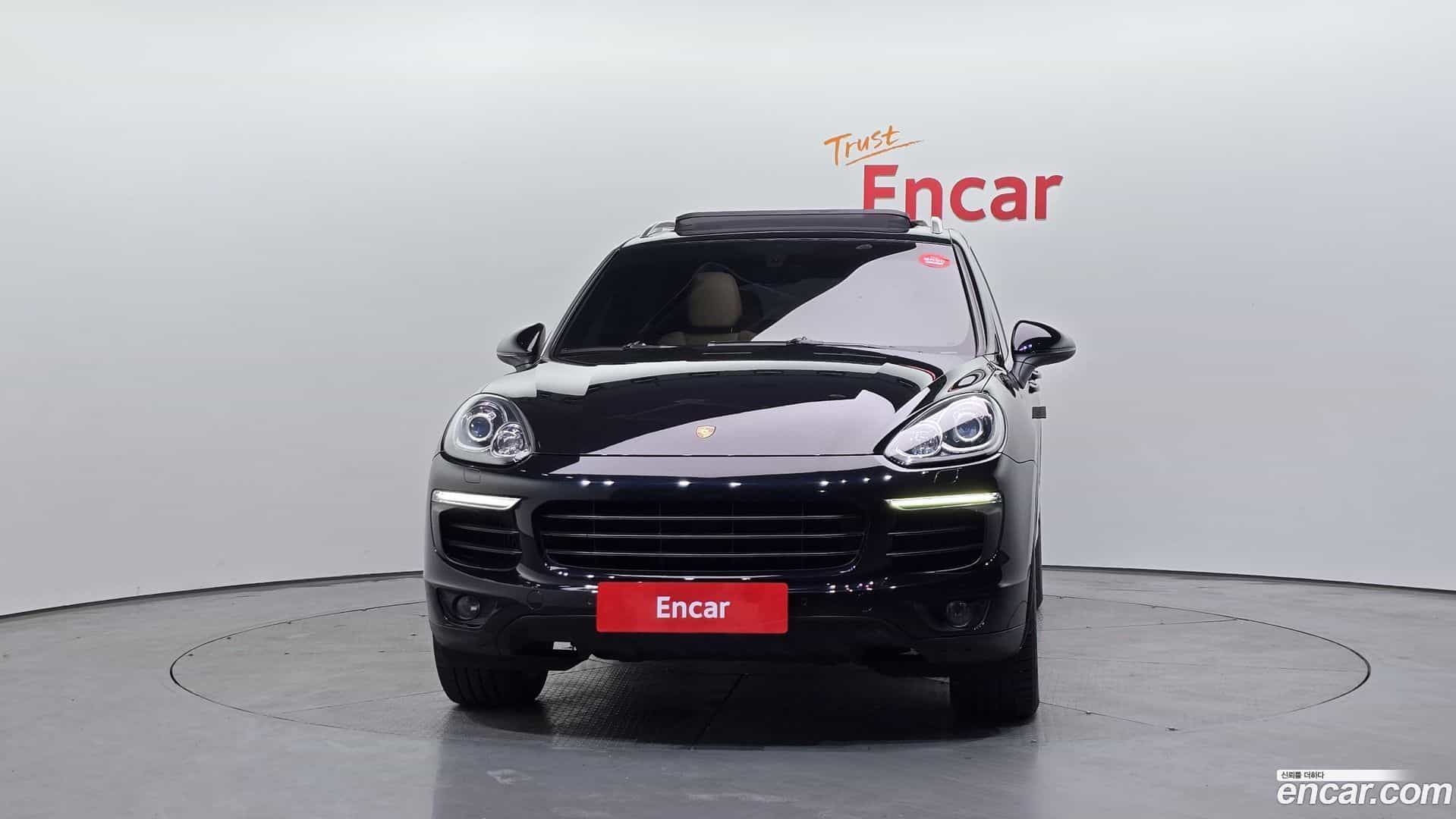 Cayenne Porsche 2014.11-OUTER-003
