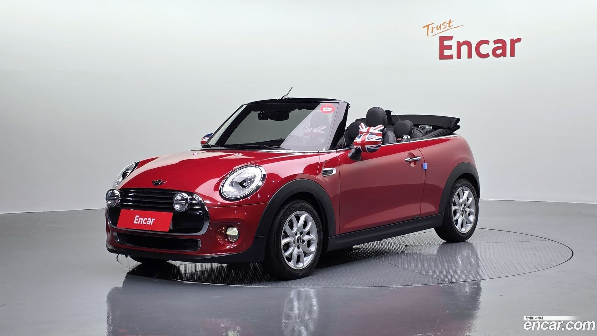 Main__Slider__Photo:Cooper Convertible Mini 2018.5-0