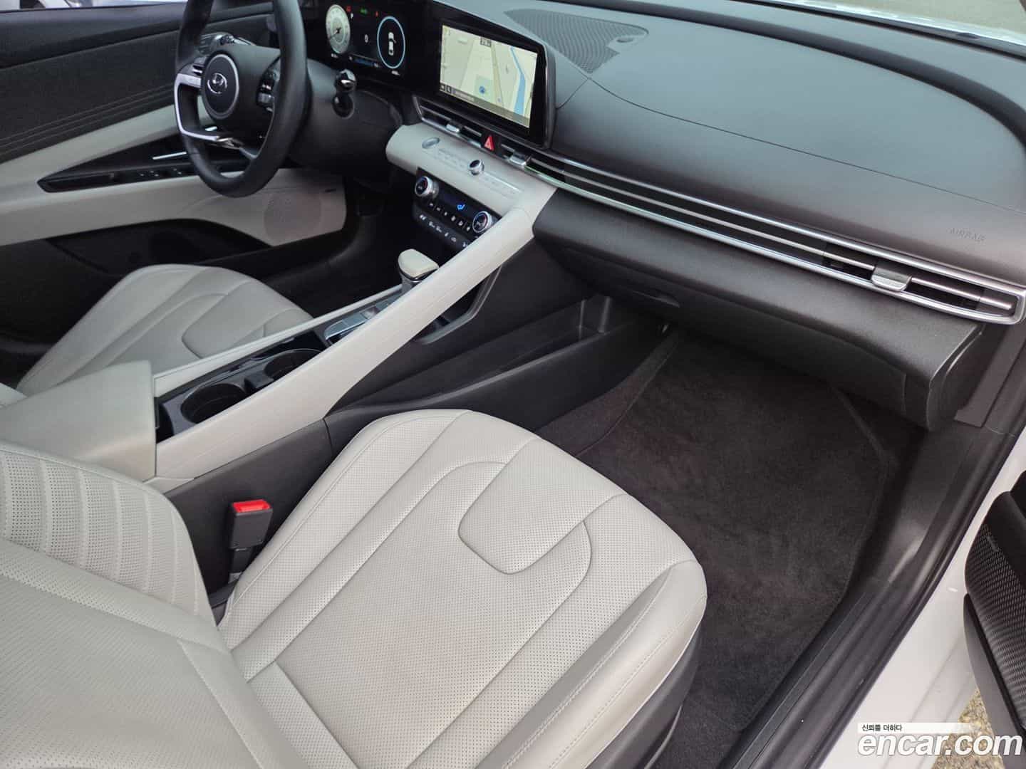 AVANTE Hyundai 2021.6-INNER-007