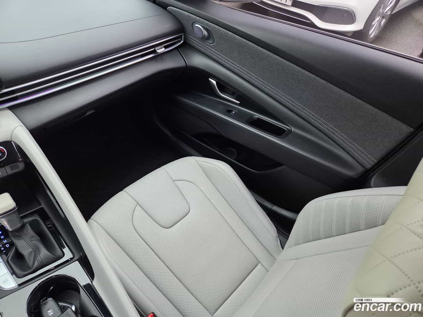 AVANTE Hyundai 2021.6-INNER-009