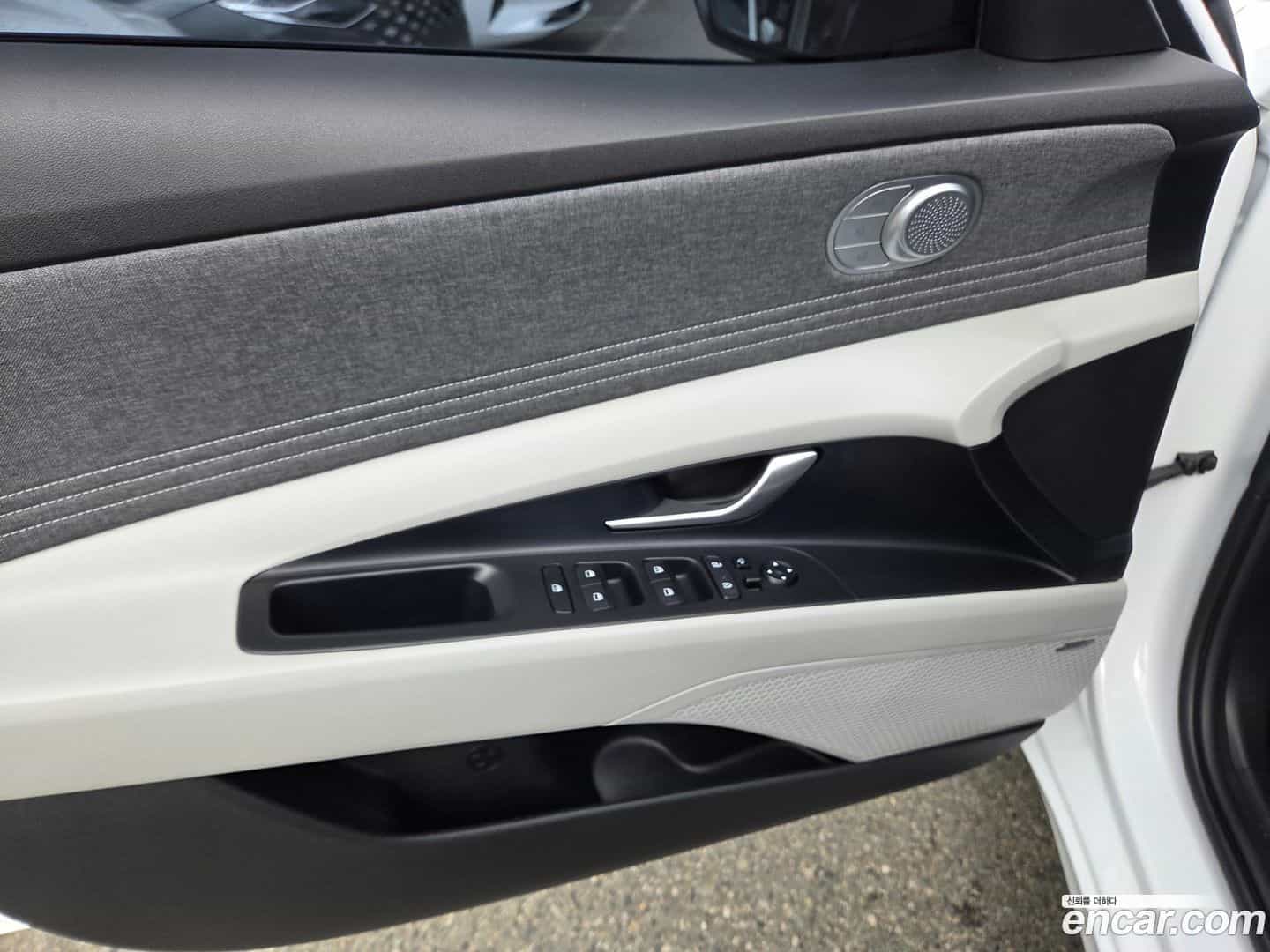 AVANTE Hyundai 2021.6-OPTION-018