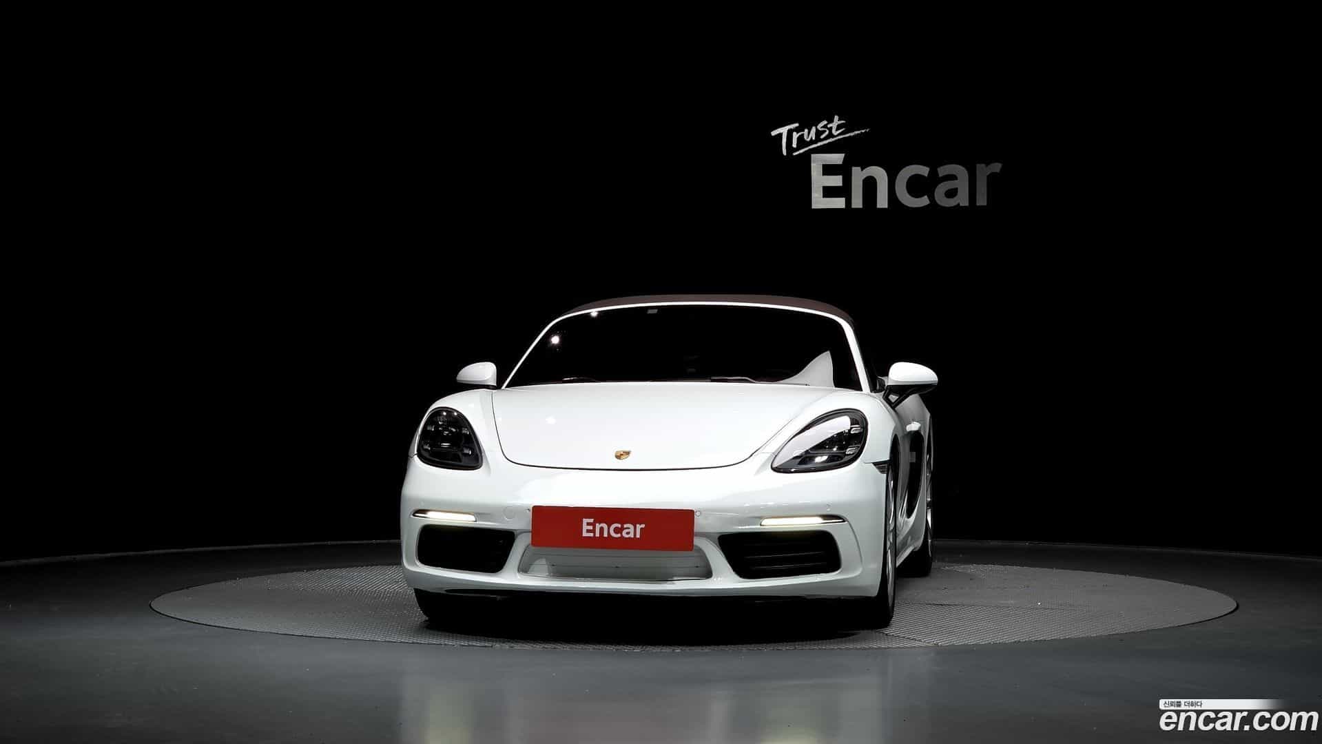 718 Porsche 2017.1-OUTER-003