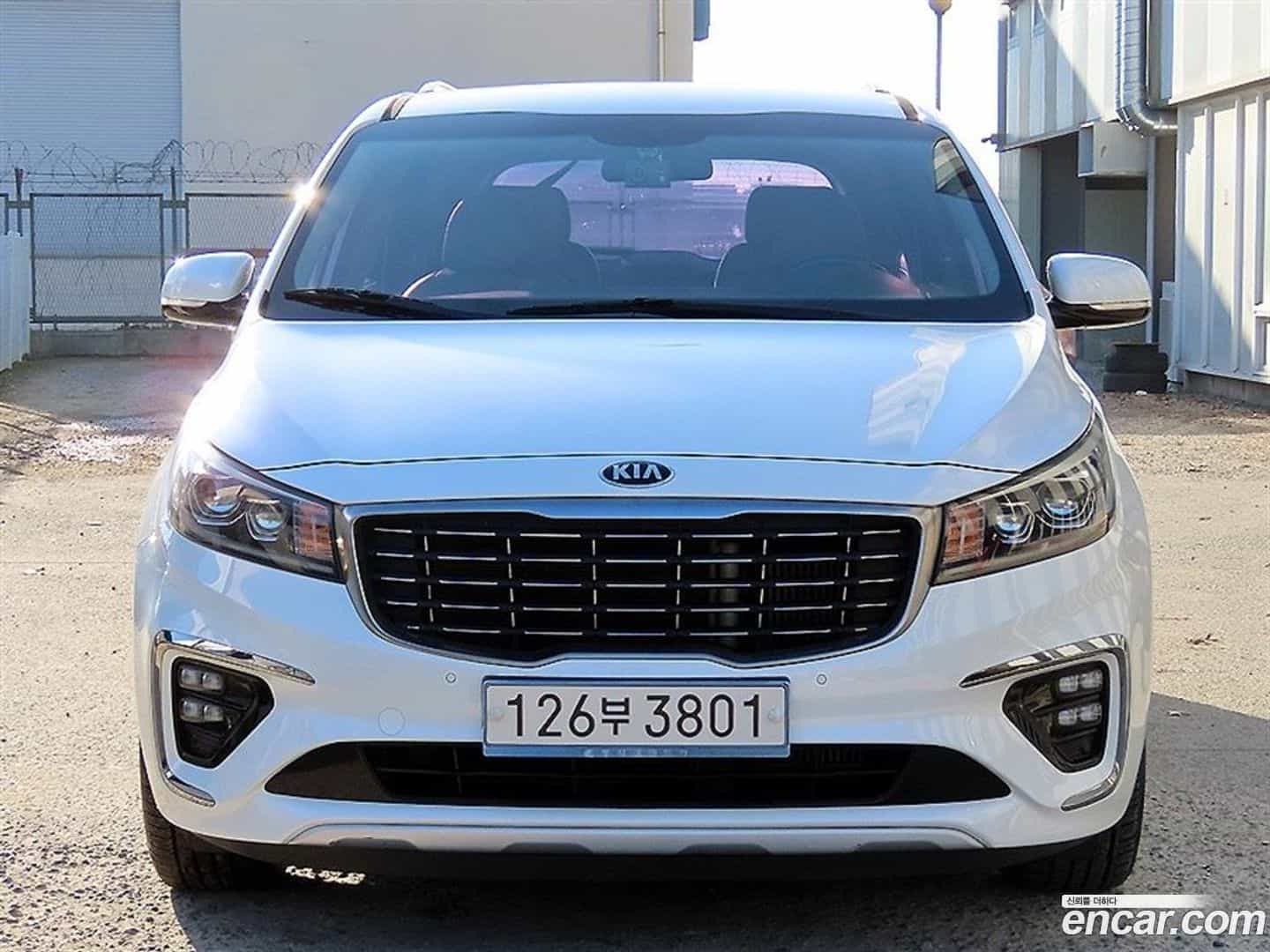 Canival Kia 2018.5-OUTER-001