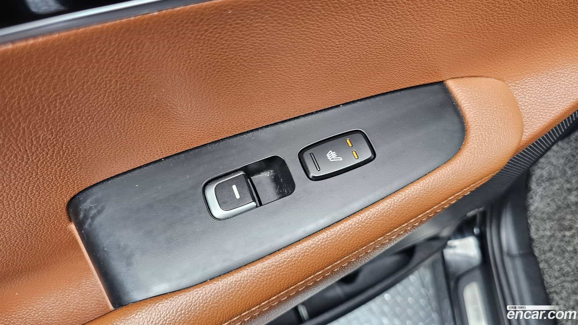 Sorento Kia 2018.6-OPTION-022