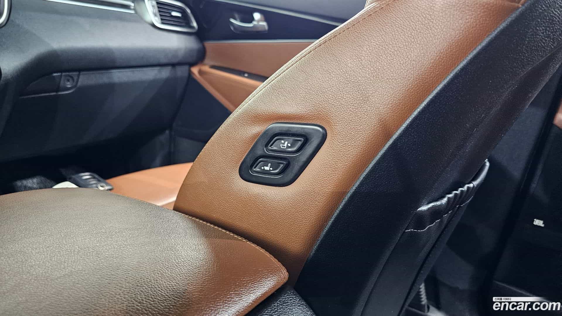 Sorento Kia 2018.6-OPTION-023