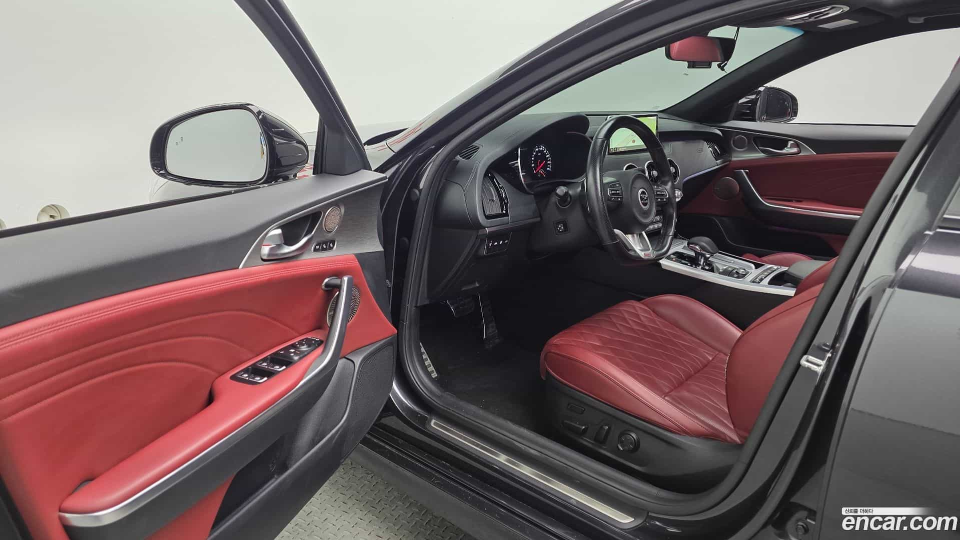 Stinger Kia 2021.2-INNER-010