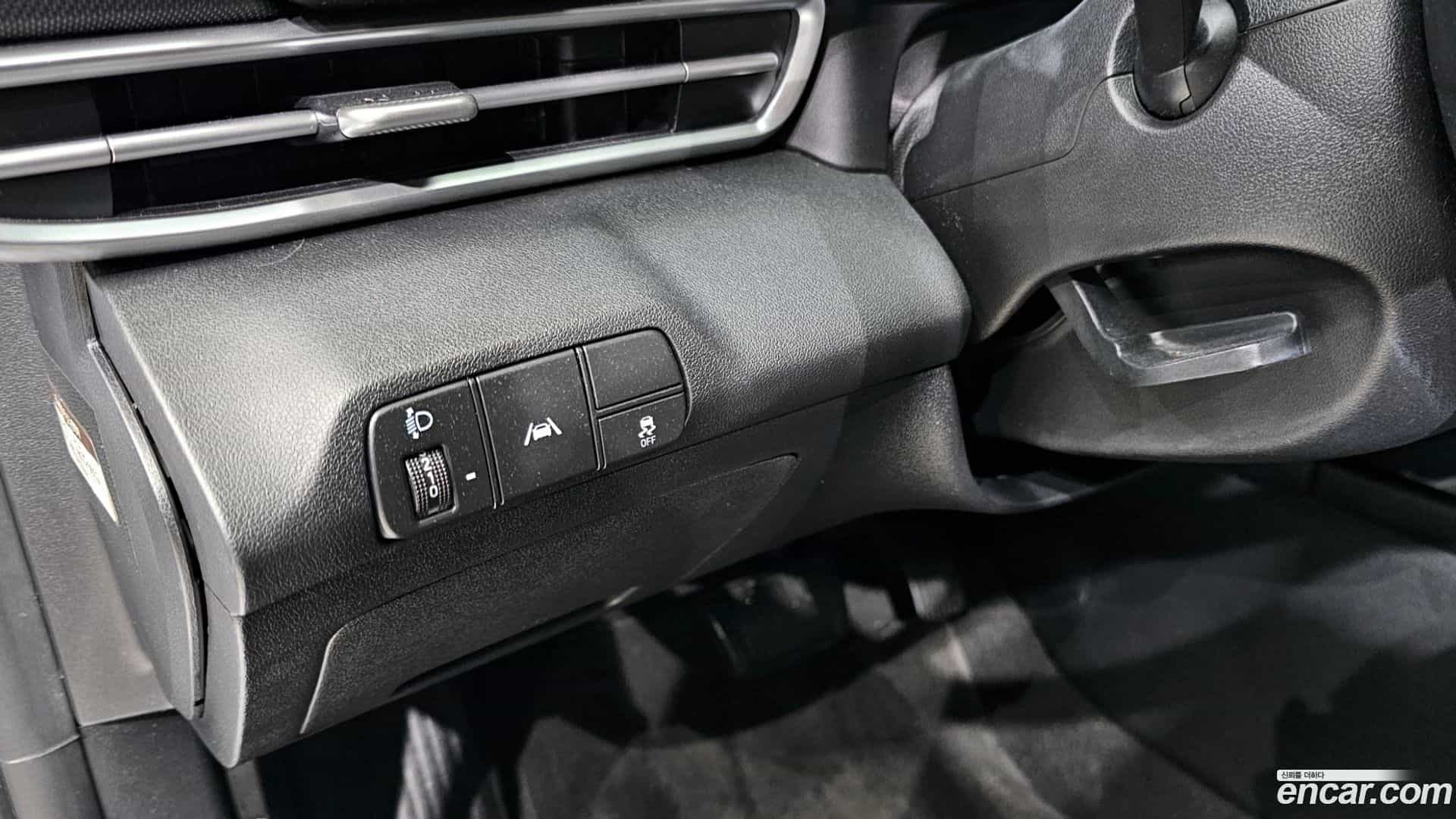 AVANTE Hyundai 2021.3-OPTION-019