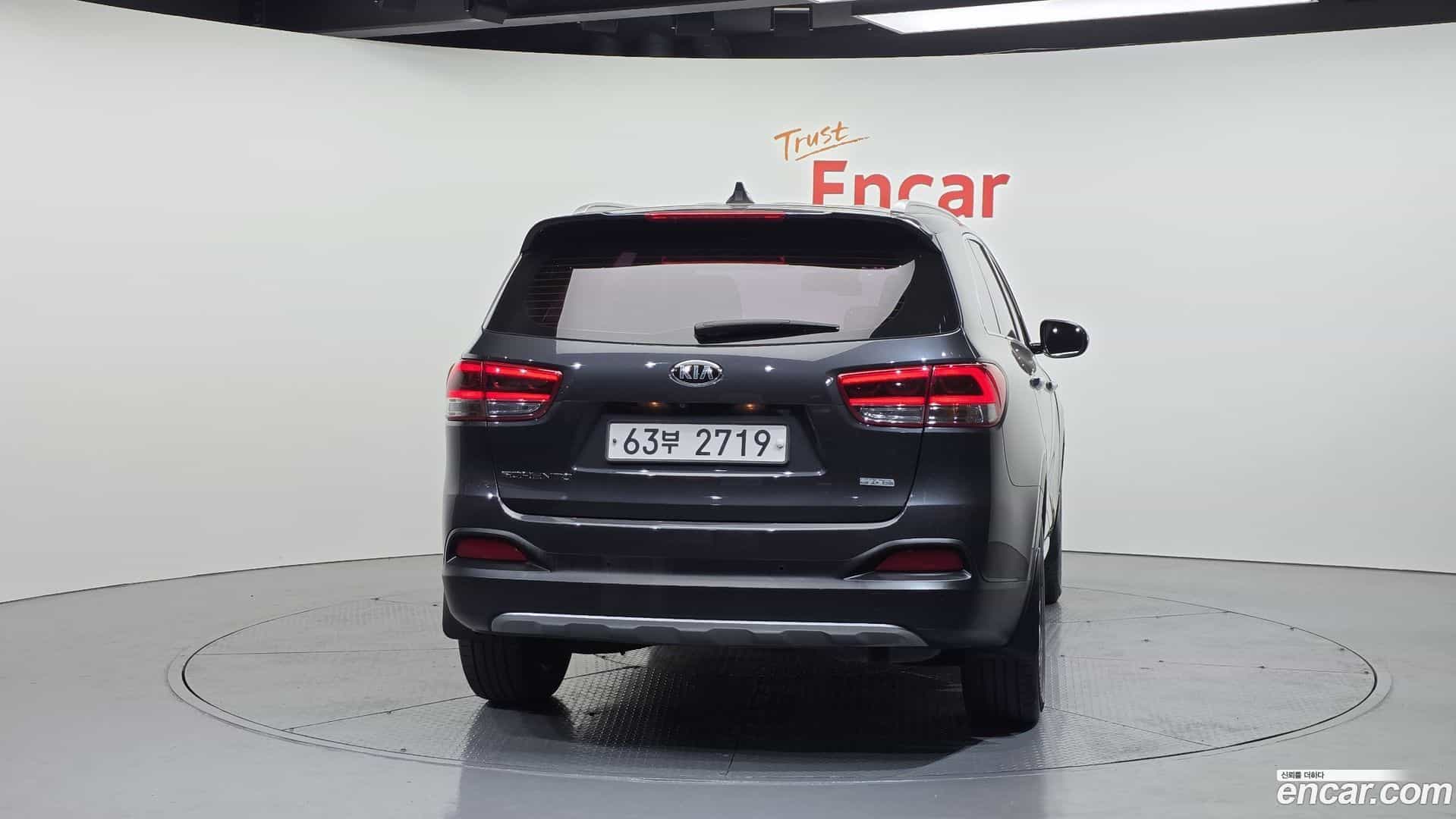 Sorento Kia 2017.2-OUTER-004