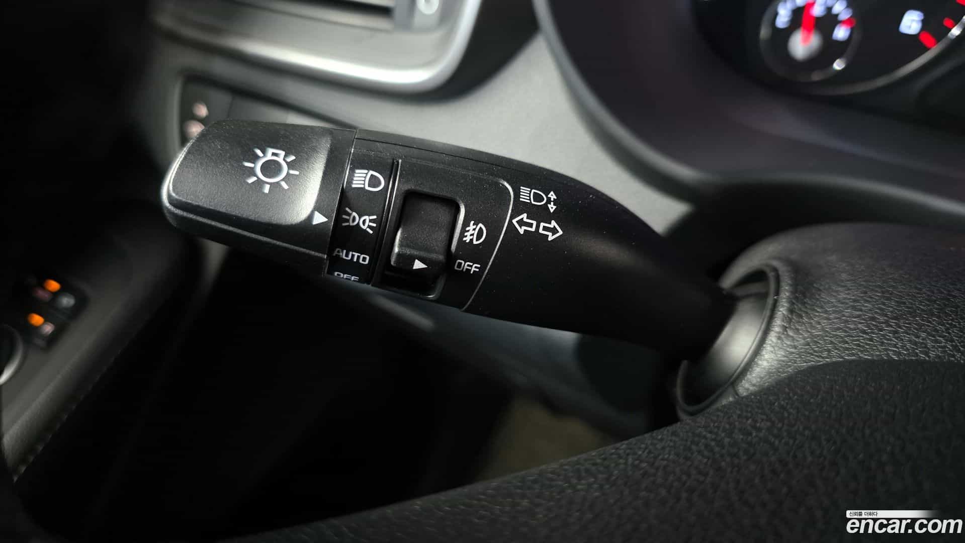 Sorento Kia 2017.2-OPTION-016