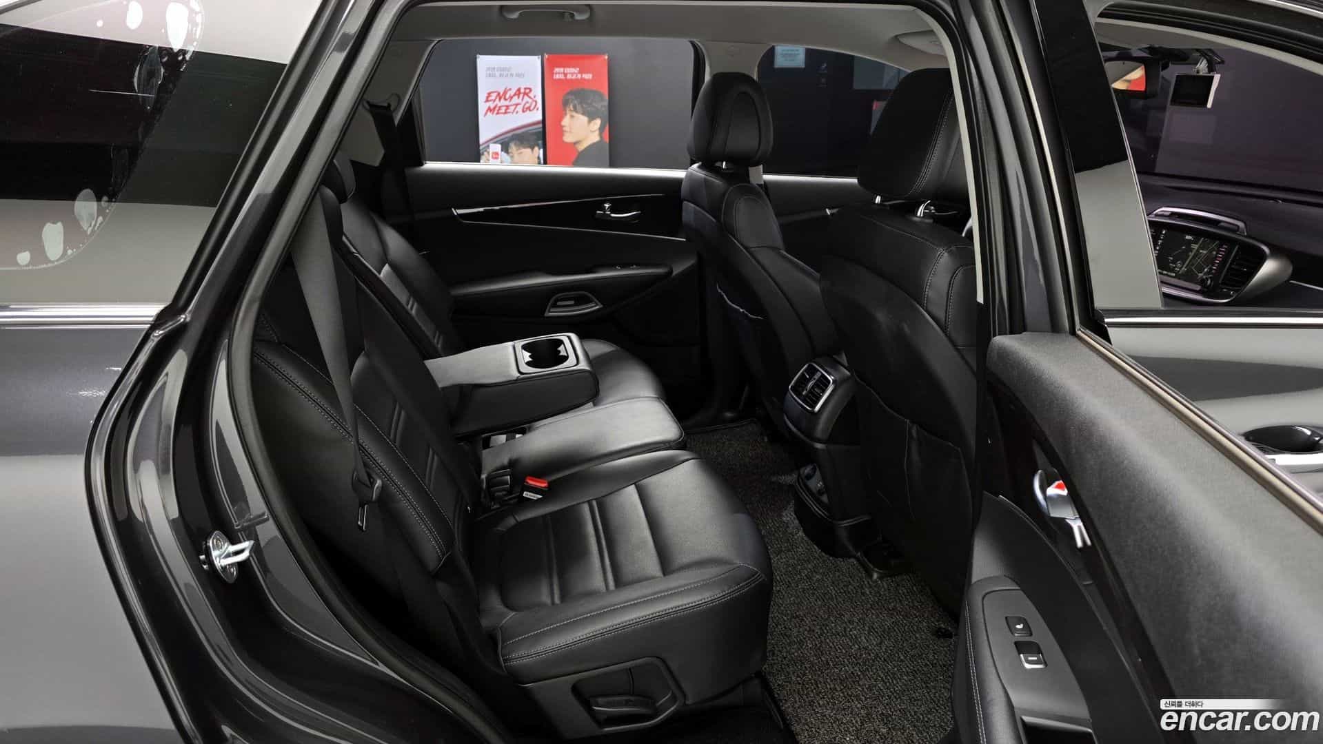 Sorento Kia 2017.2-OPTION-023