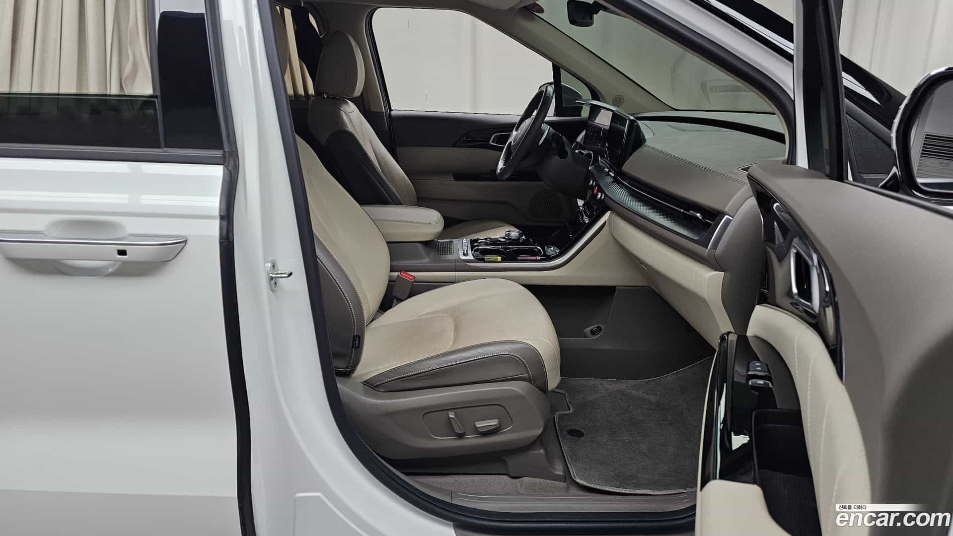 Canival Kia 2022.7-OPTION-015