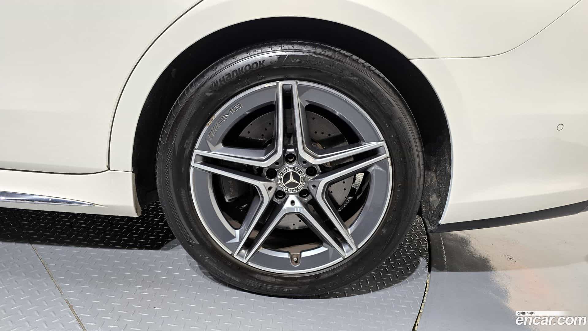 S-Class Mercedes-Benz 2022.1-OUTER-005