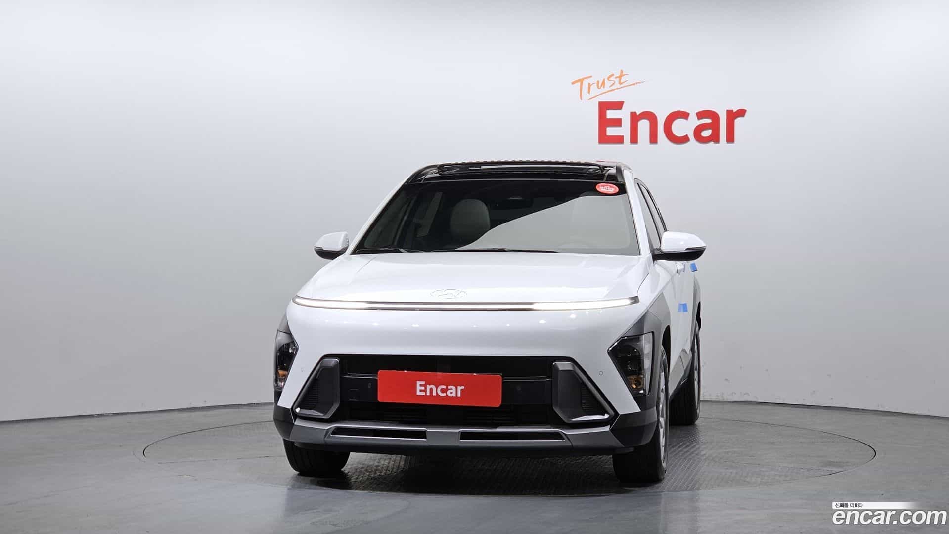 Kona Hyundai 2023.5-OUTER-003