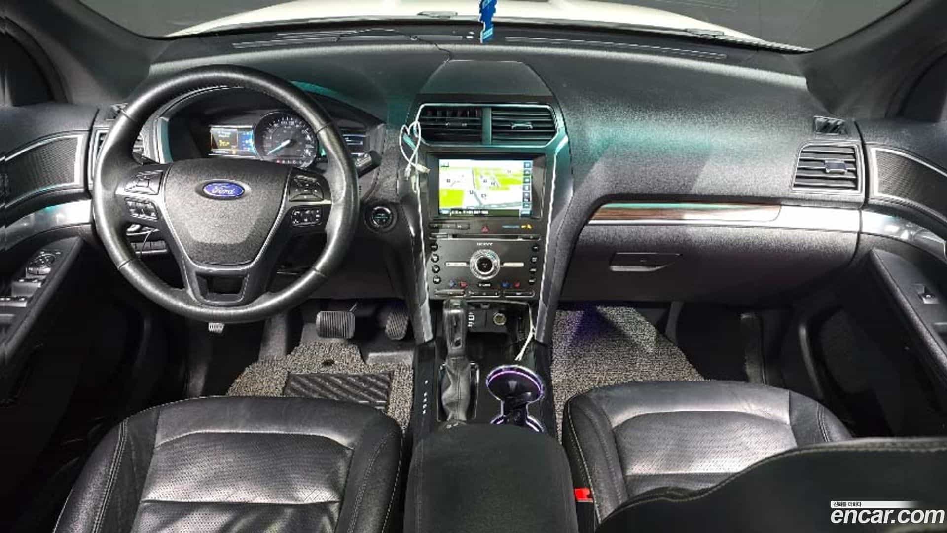 Explorer Ford 2015.8-INNER-007