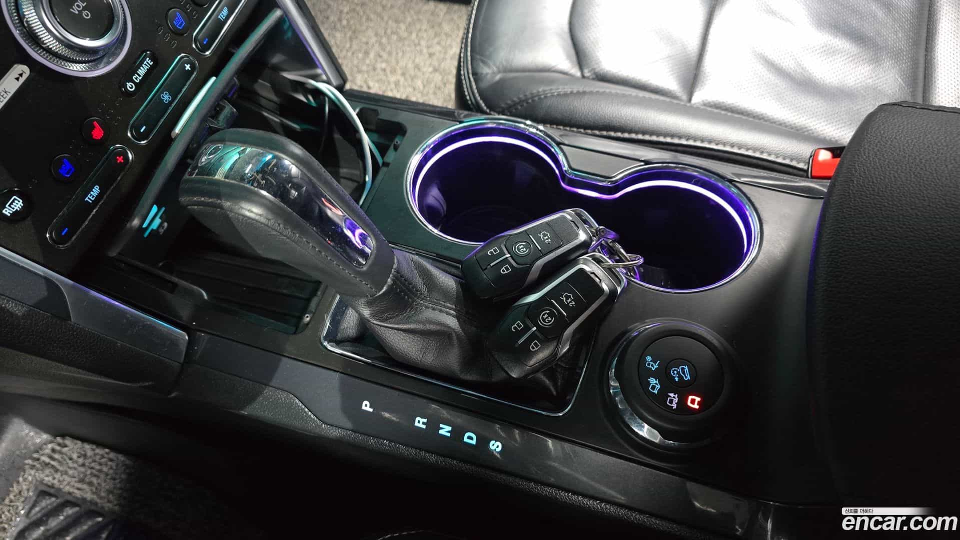 Explorer Ford 2015.8-INNER-009