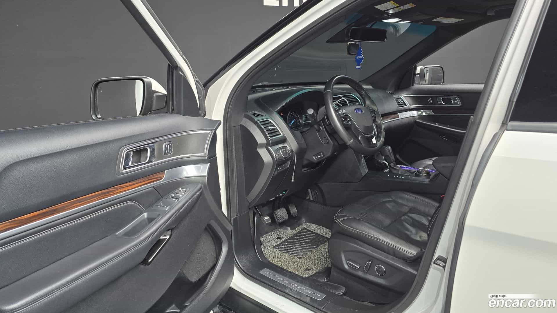 Explorer Ford 2015.8-INNER-010