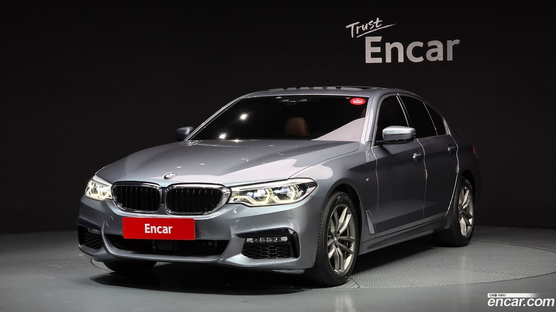 Main__Slider__Photo:5-Series BMW 2018.2-0