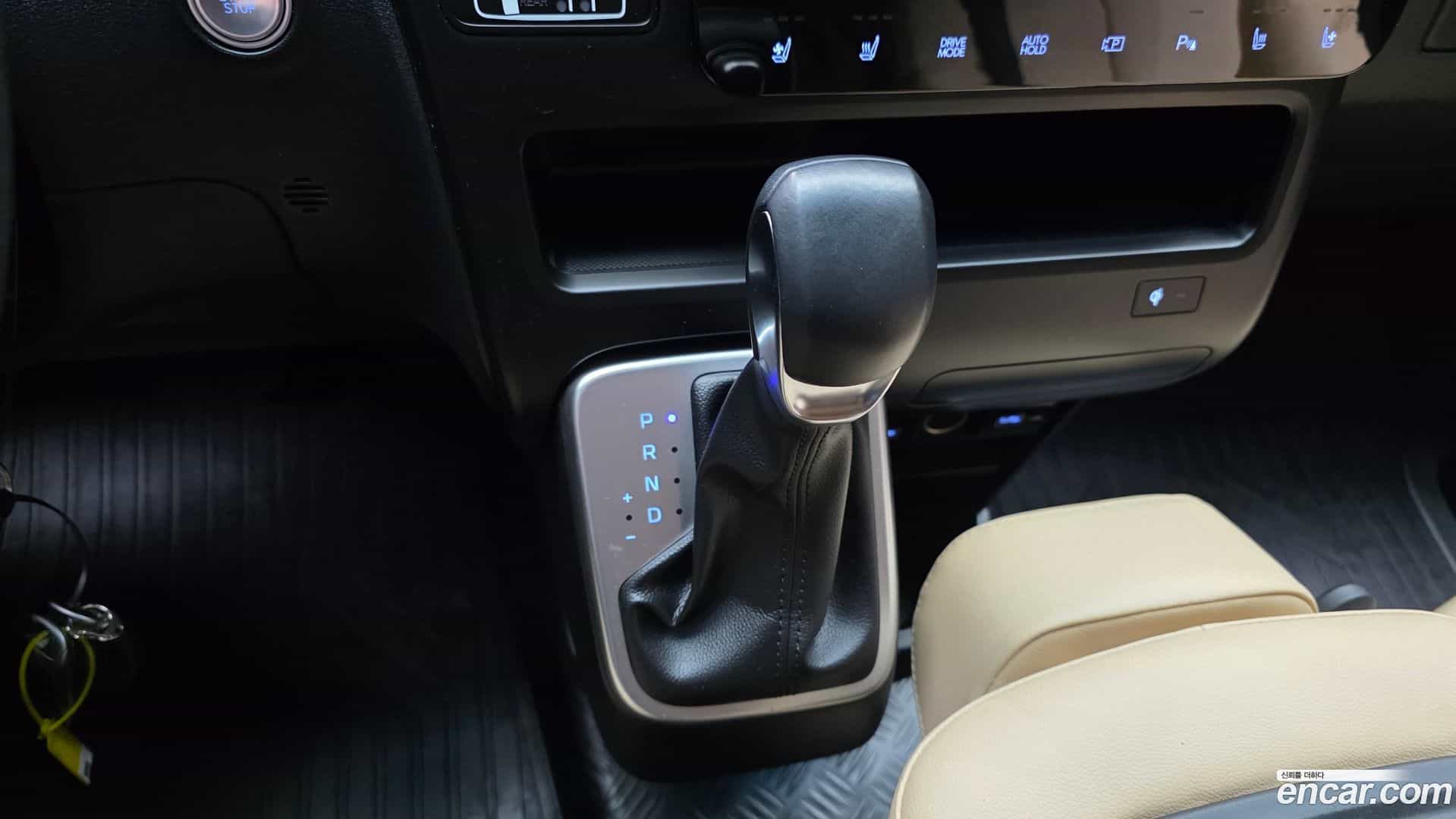 Staria Hyundai 2022.4-INNER-009