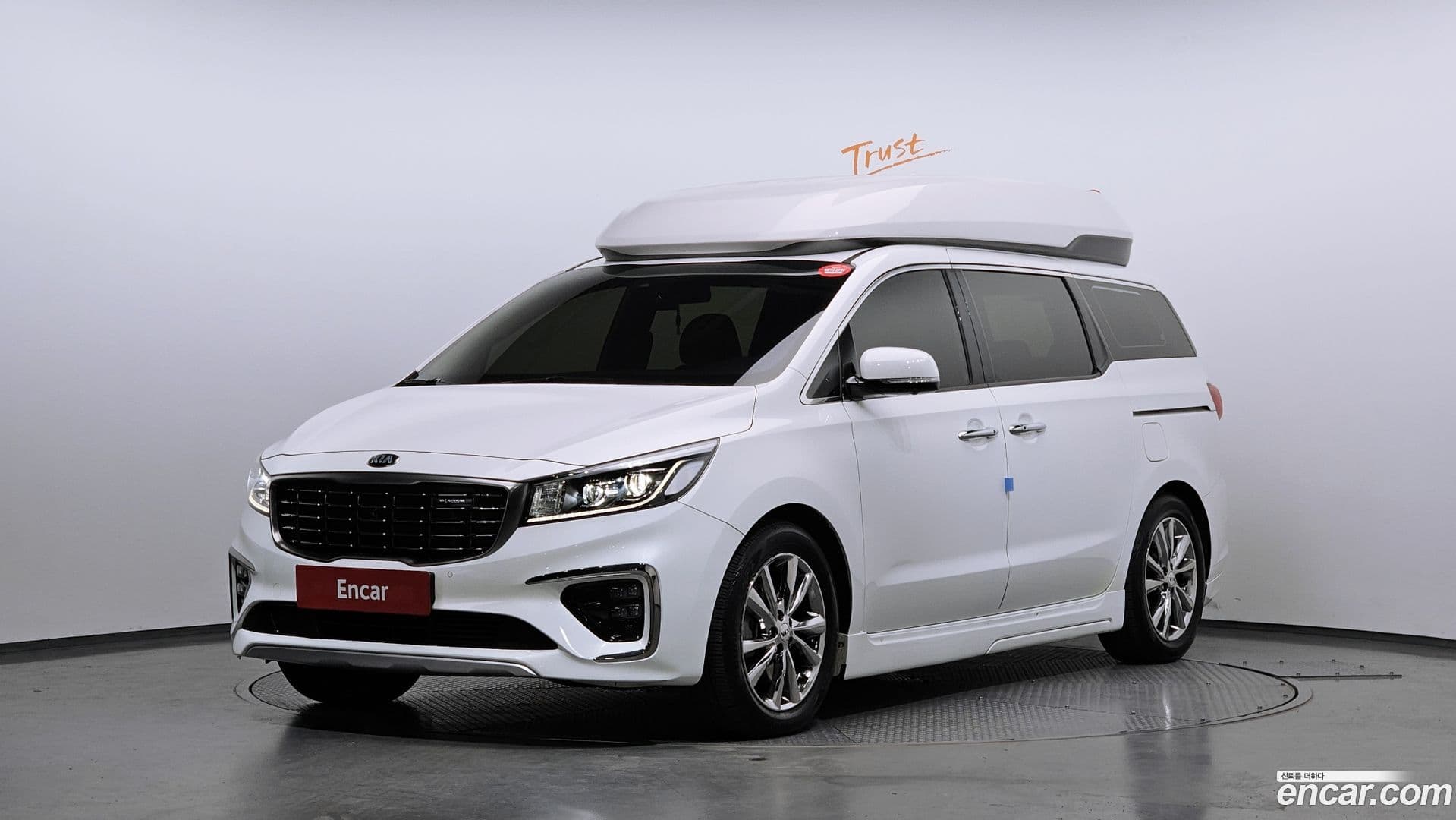Main__Slider__Photo:Canival Kia 2018.9-0