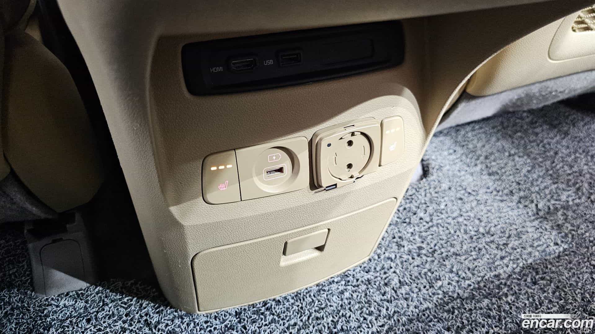 Canival Kia 2018.9-OPTION-022
