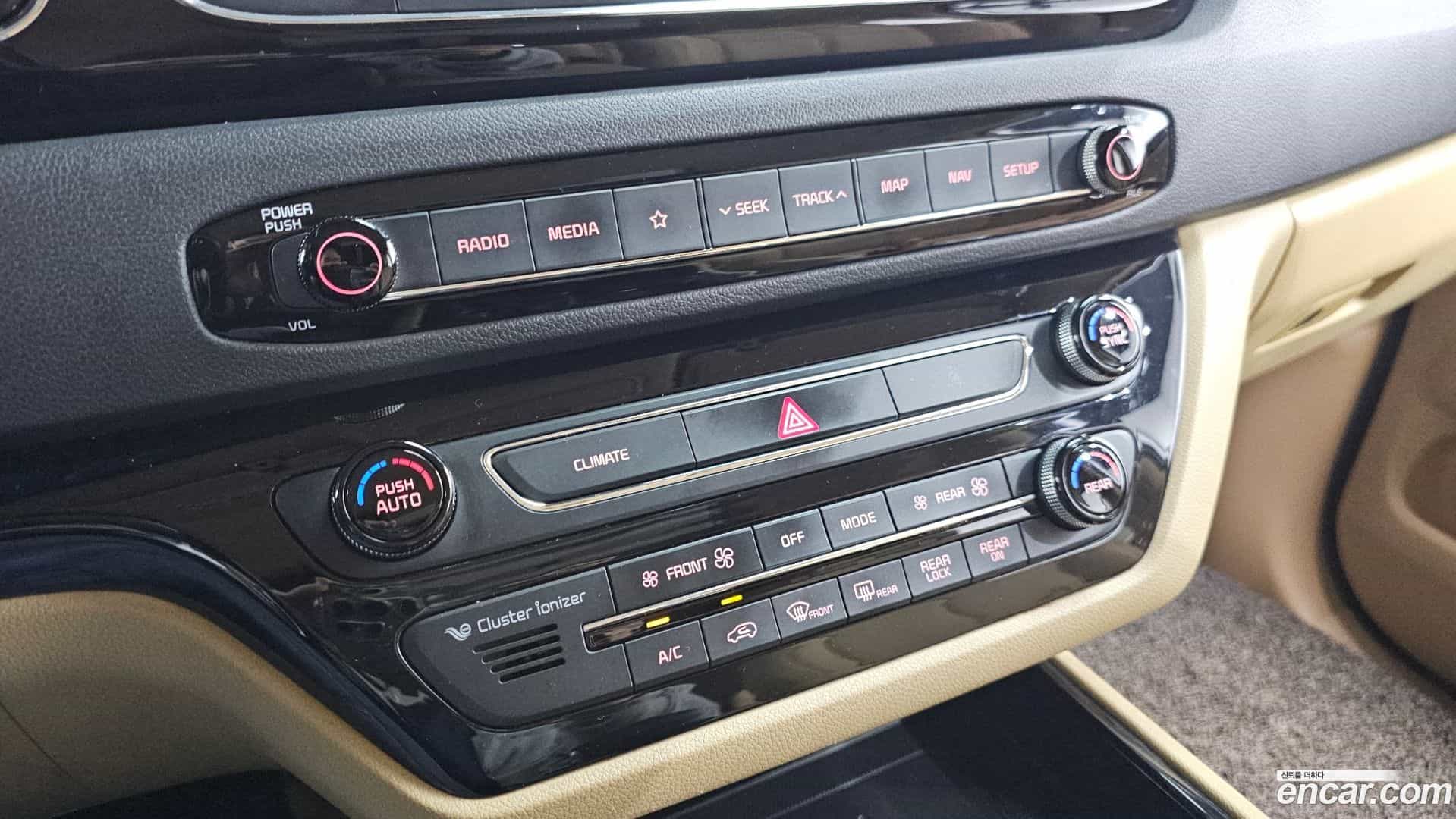 Canival Kia 2018.9-OPTION-023