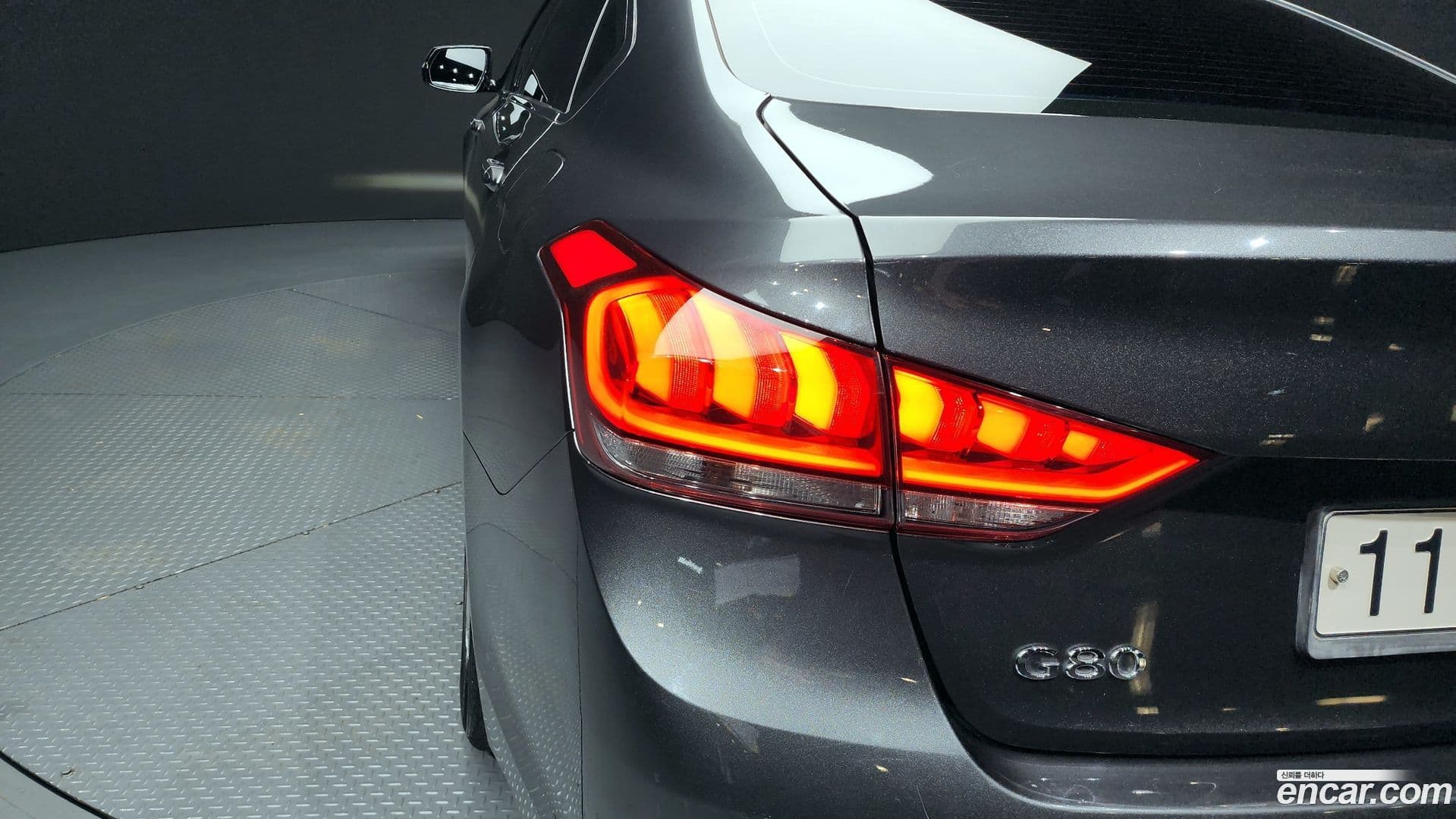 Main__Slider__Photo:G80 Genesis 2017.4-22