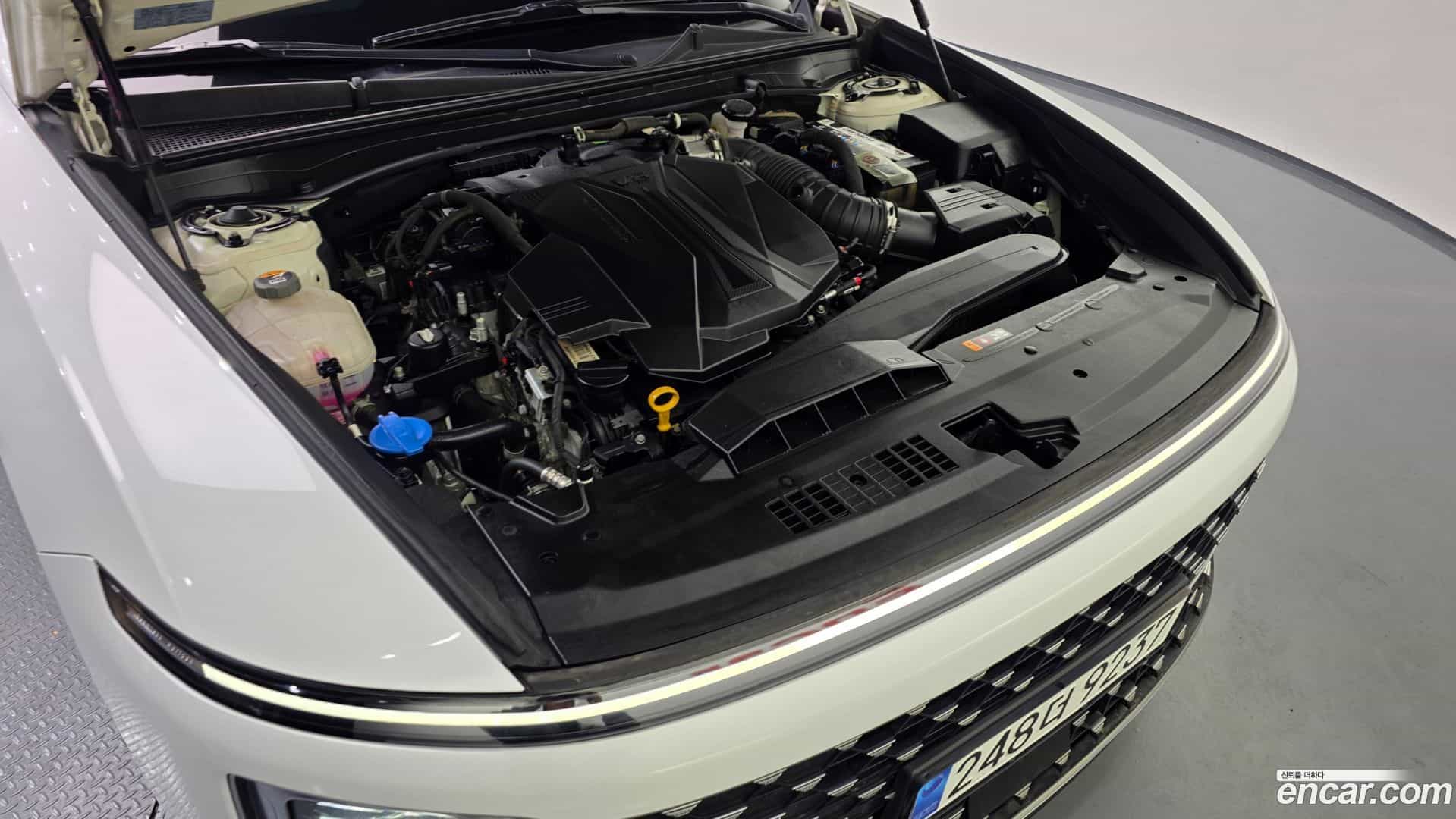 Grandeur Hyundai 2023.2-OUTER-006