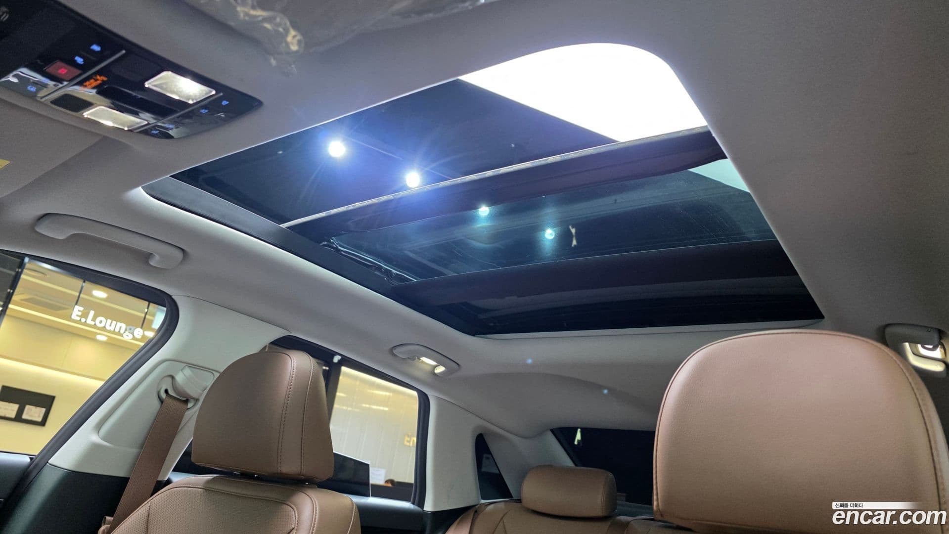 Main__Slider__Photo:Grandeur Hyundai 2023.2-17