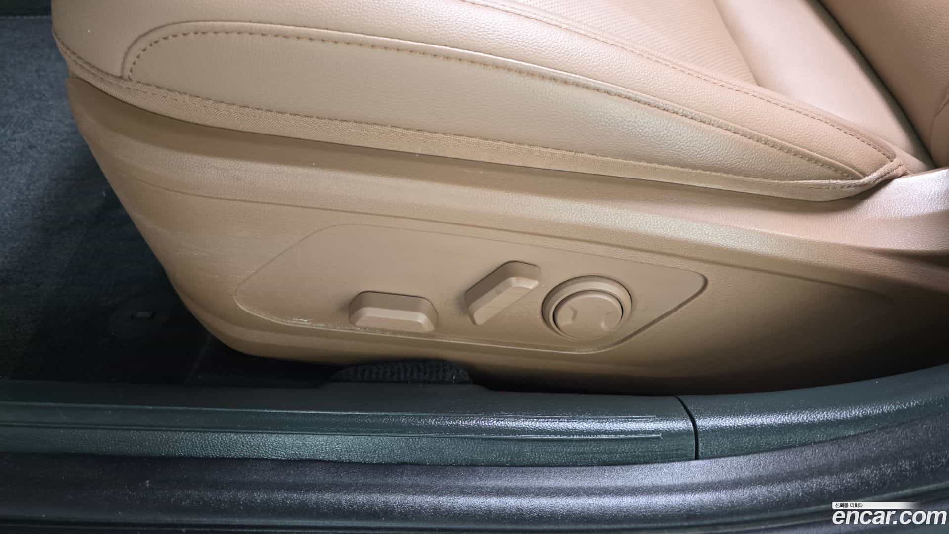 Grandeur Hyundai 2023.2-OPTION-045