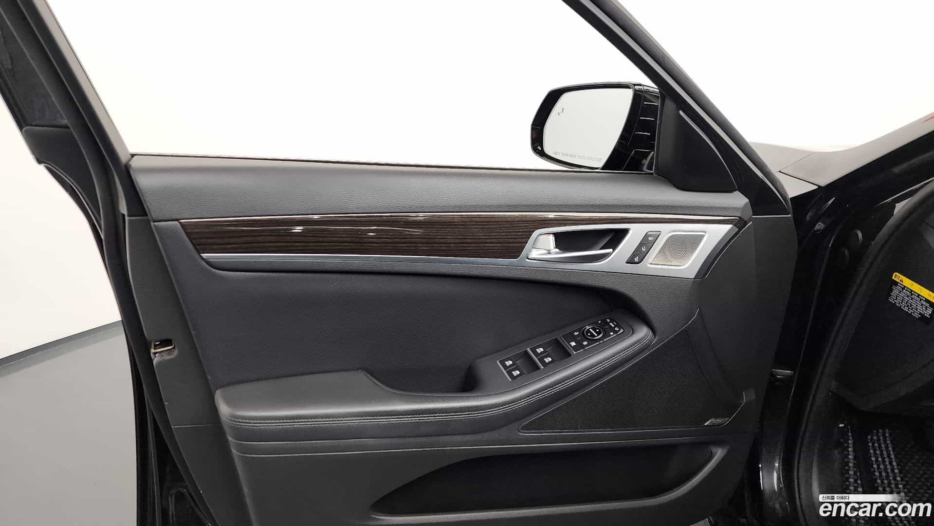 G80 Genesis 2017.4-INNER-034