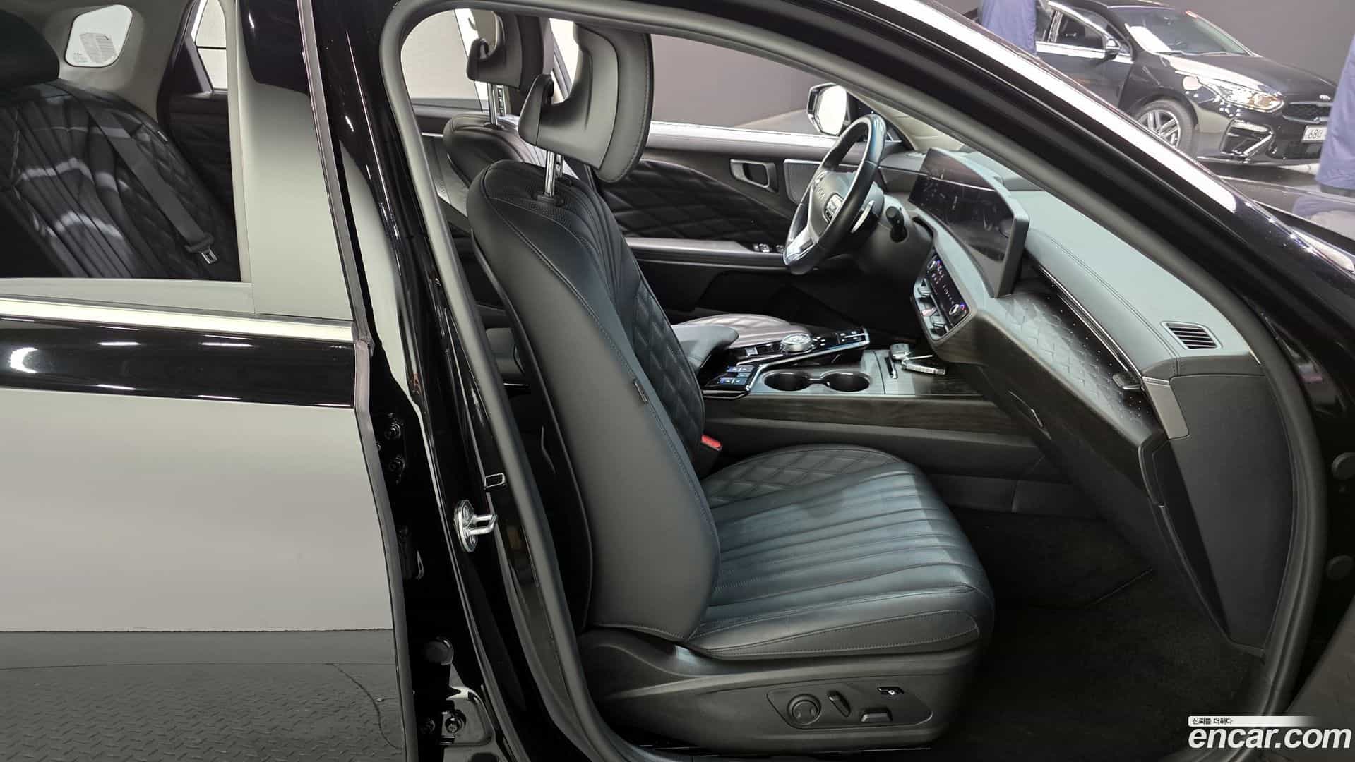 K8 Kia 2023.3-OPTION-016