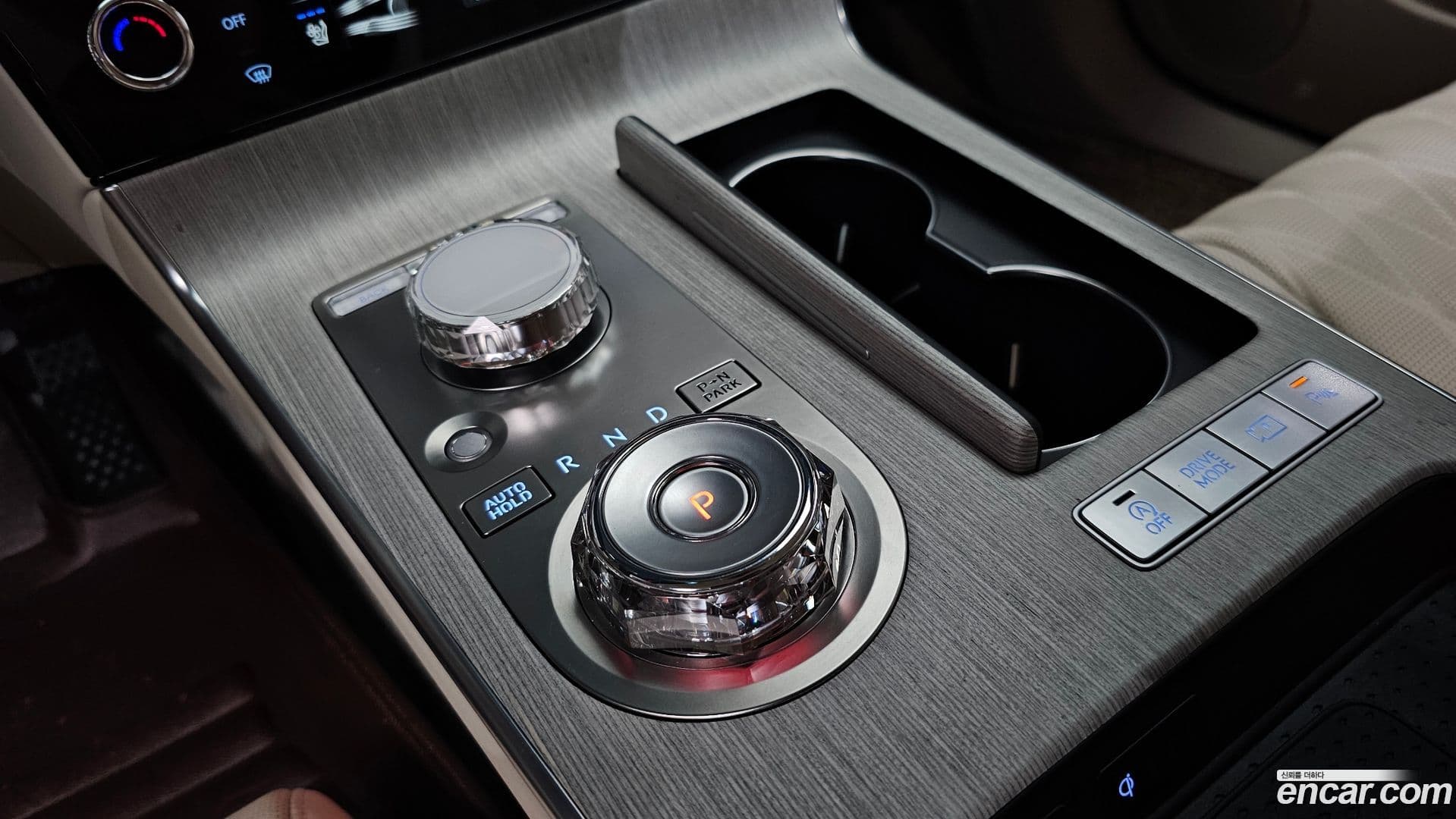 Main__Slider__Photo:G80 Genesis 2024.3-8