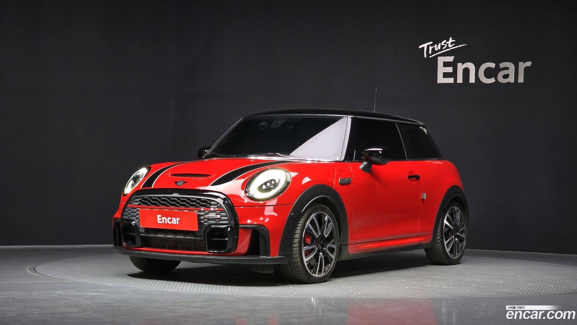 Main__Slider__Photo:Cooper Mini 2023.0-0