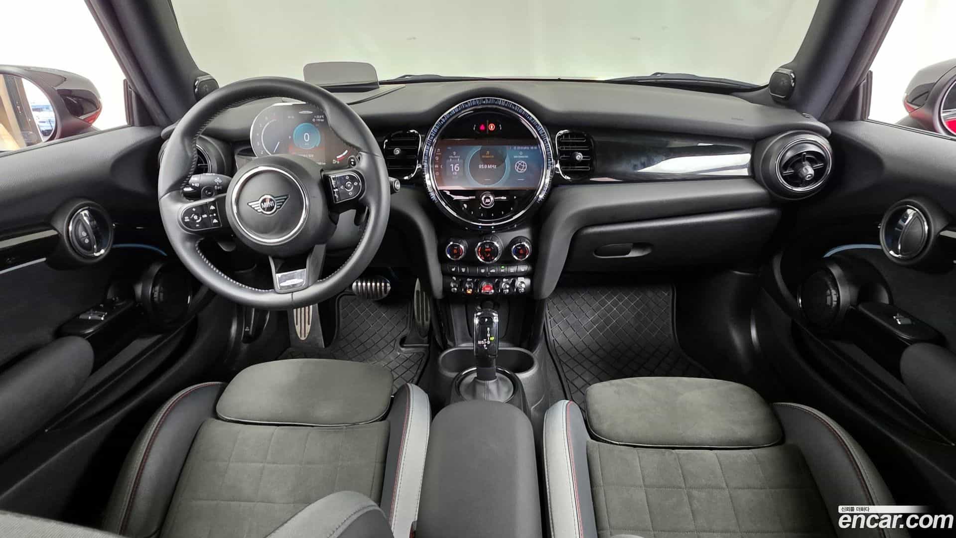Cooper Mini 2023.0-INNER-007