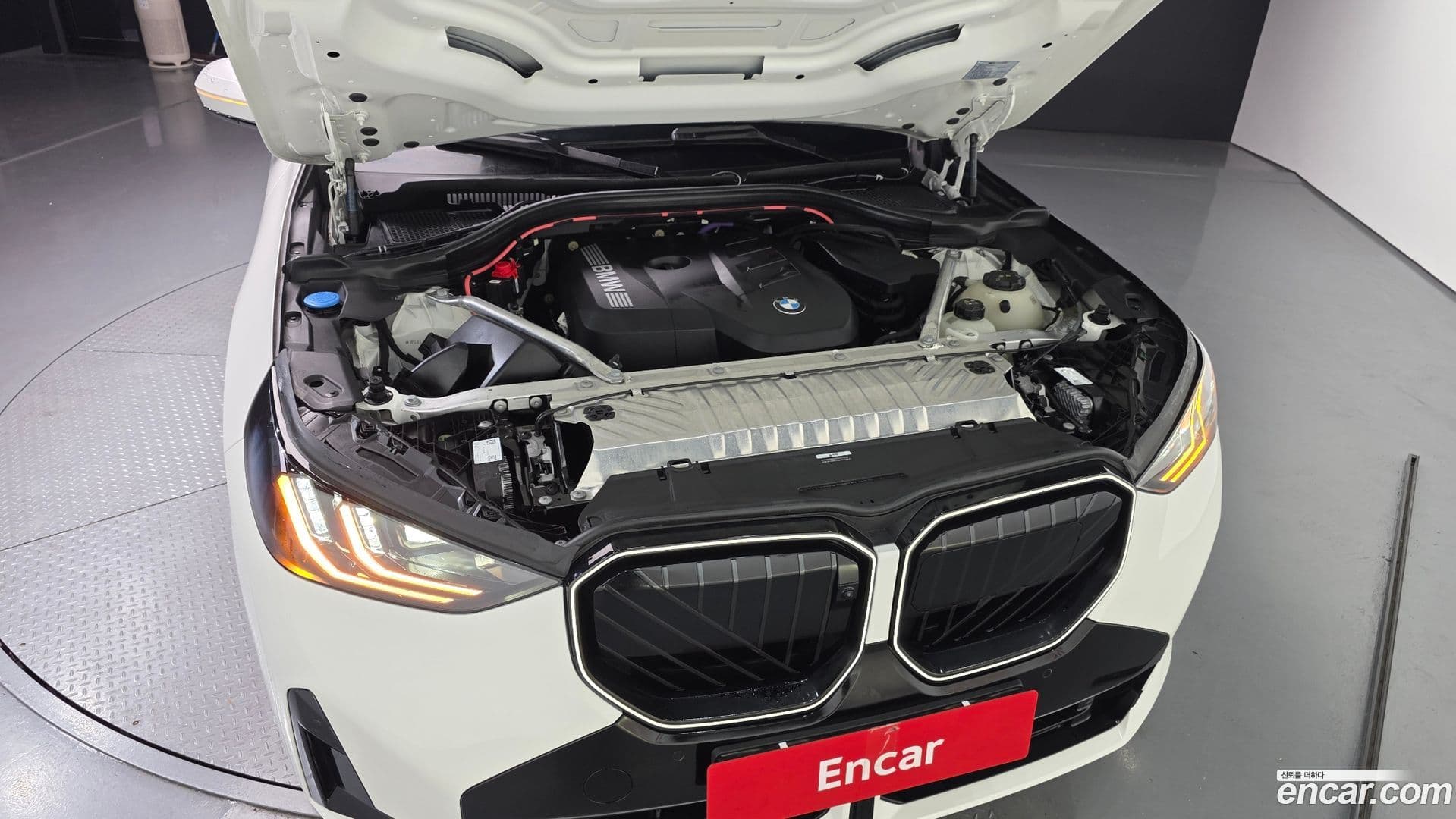 Main__Slider__Photo:X3 BMW 2025.1-5