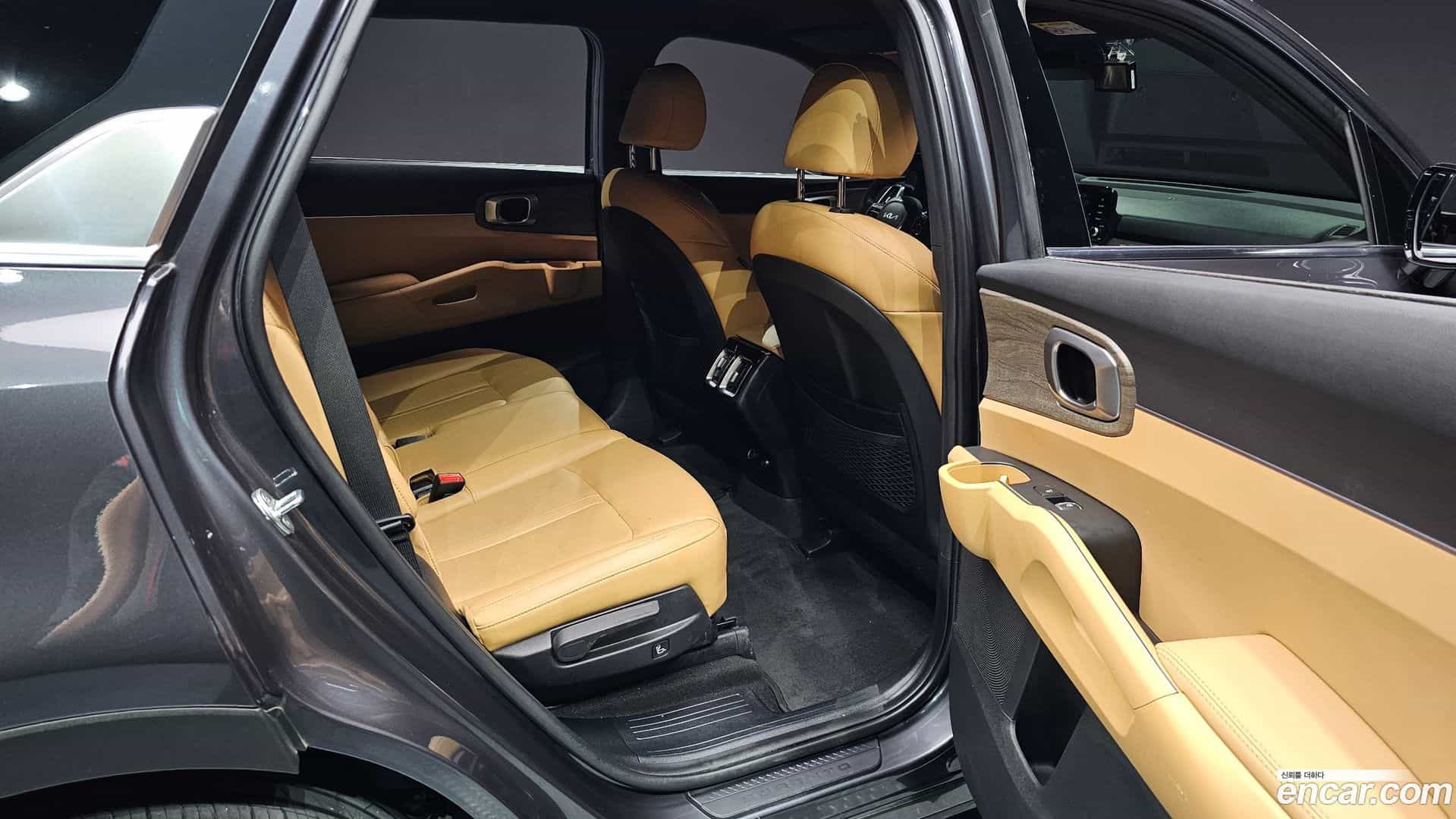 Sorento Kia 2022.5-OPTION-015