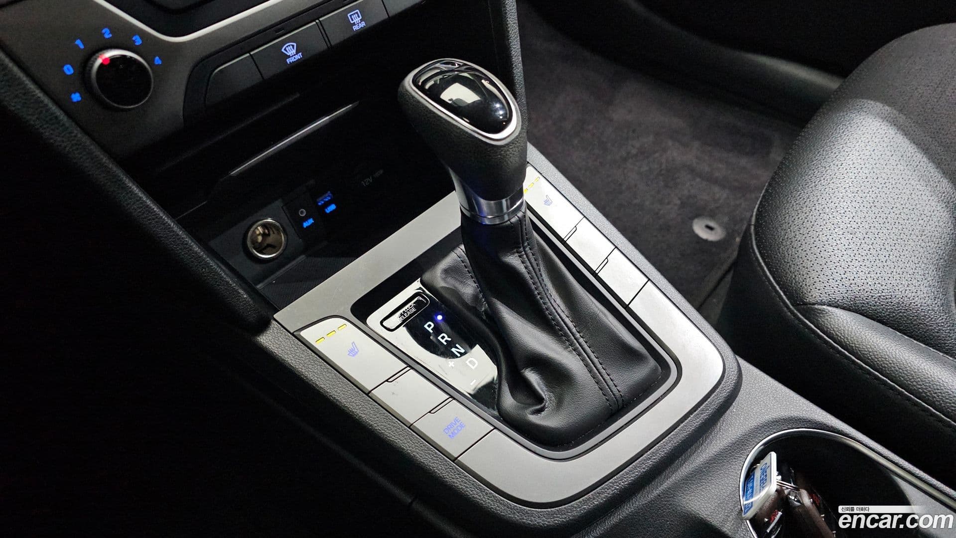 Main__Slider__Photo:AVANTE Hyundai 2018.7-8