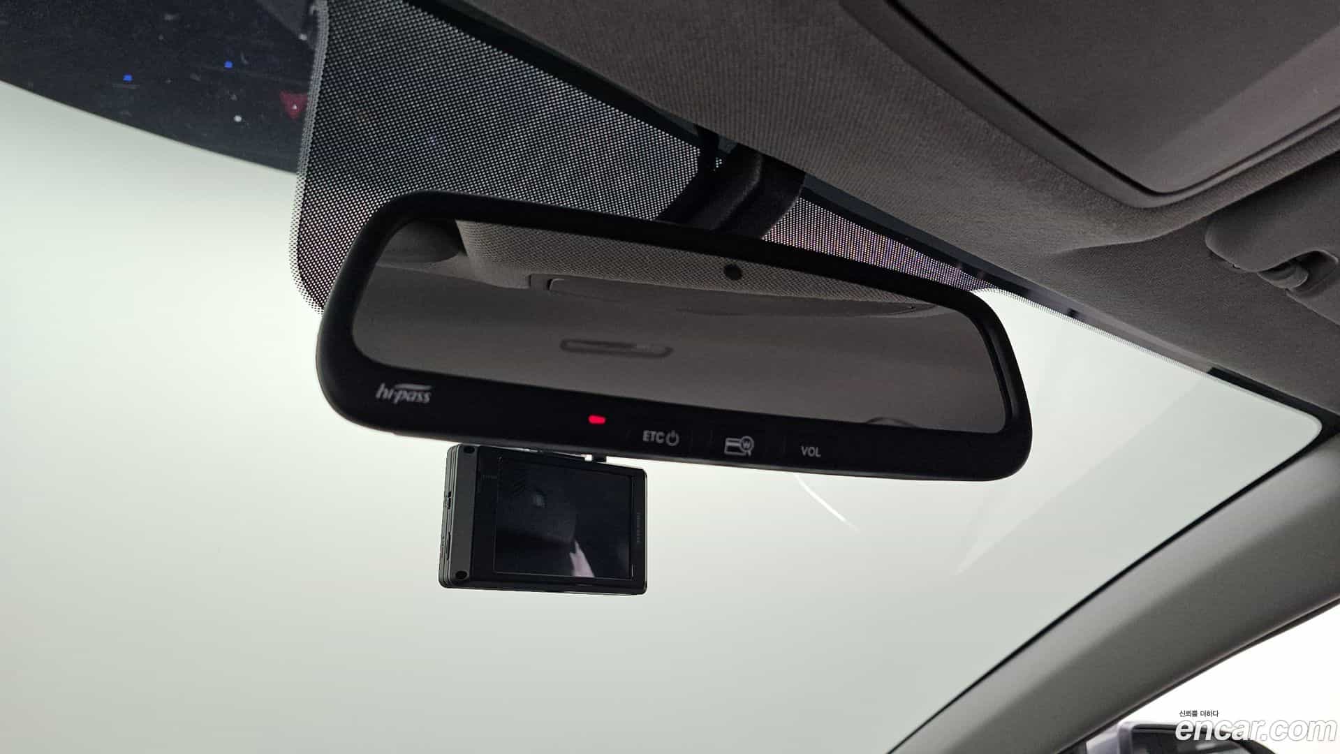 AVANTE Hyundai 2018.7-OPTION-023