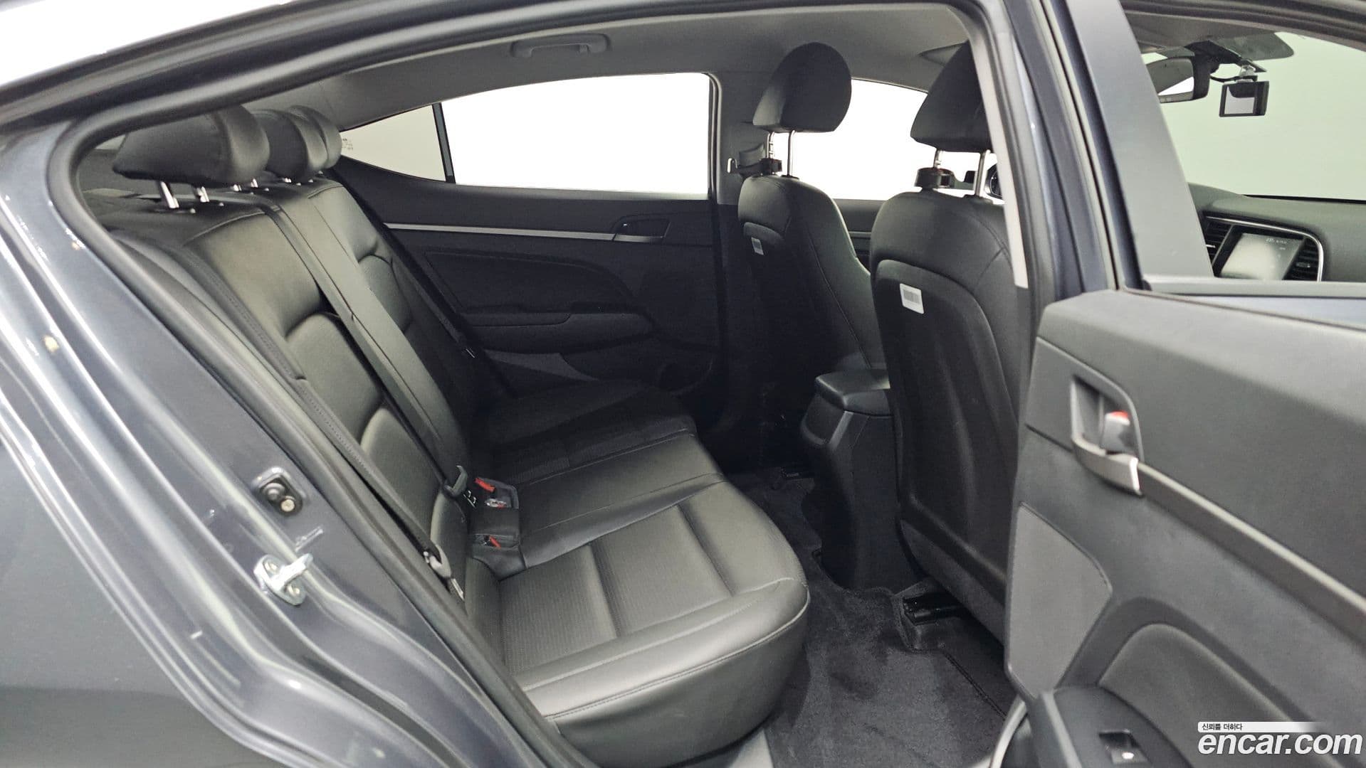 Main__Slider__Photo:AVANTE Hyundai 2018.7-25